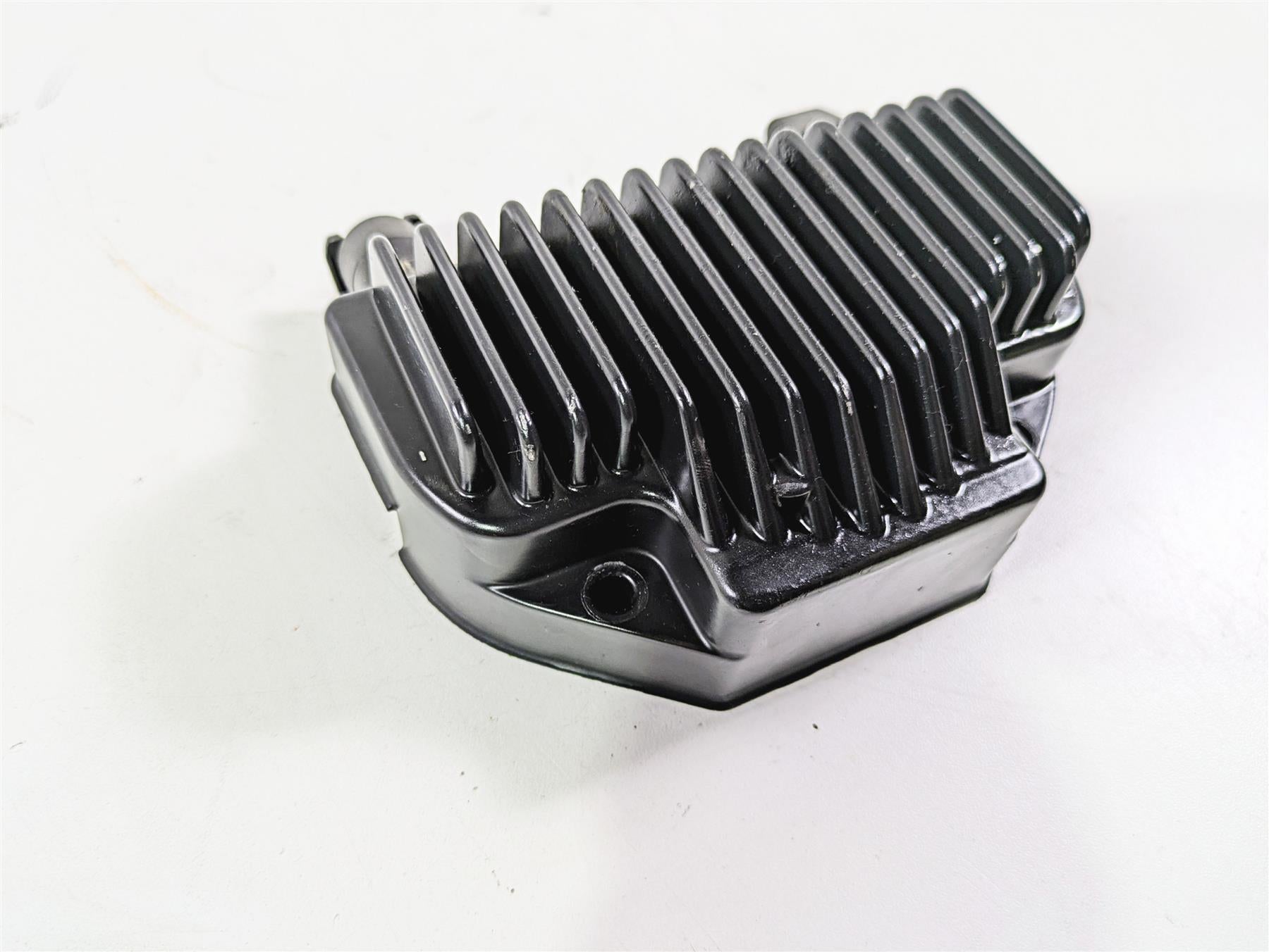 2016 Harley FXDL Dyna Low Rider Rectifier Voltage Regulator 74631-08A {{ shop.shopifyCountryName }} - Mototech271