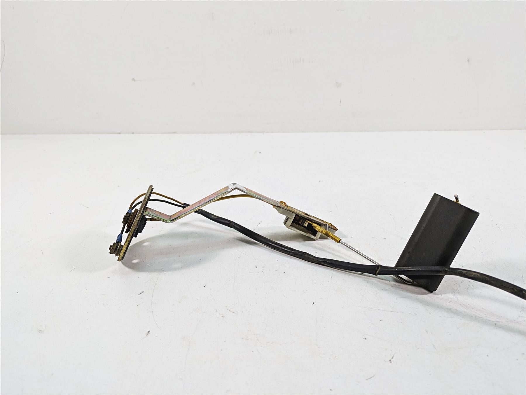 1999 Harley Touring FLHTC Electra Glide Fuel Gas Level Sending Unit 75040-97B {{ shop.shopifyCountryName }} - Mototech271