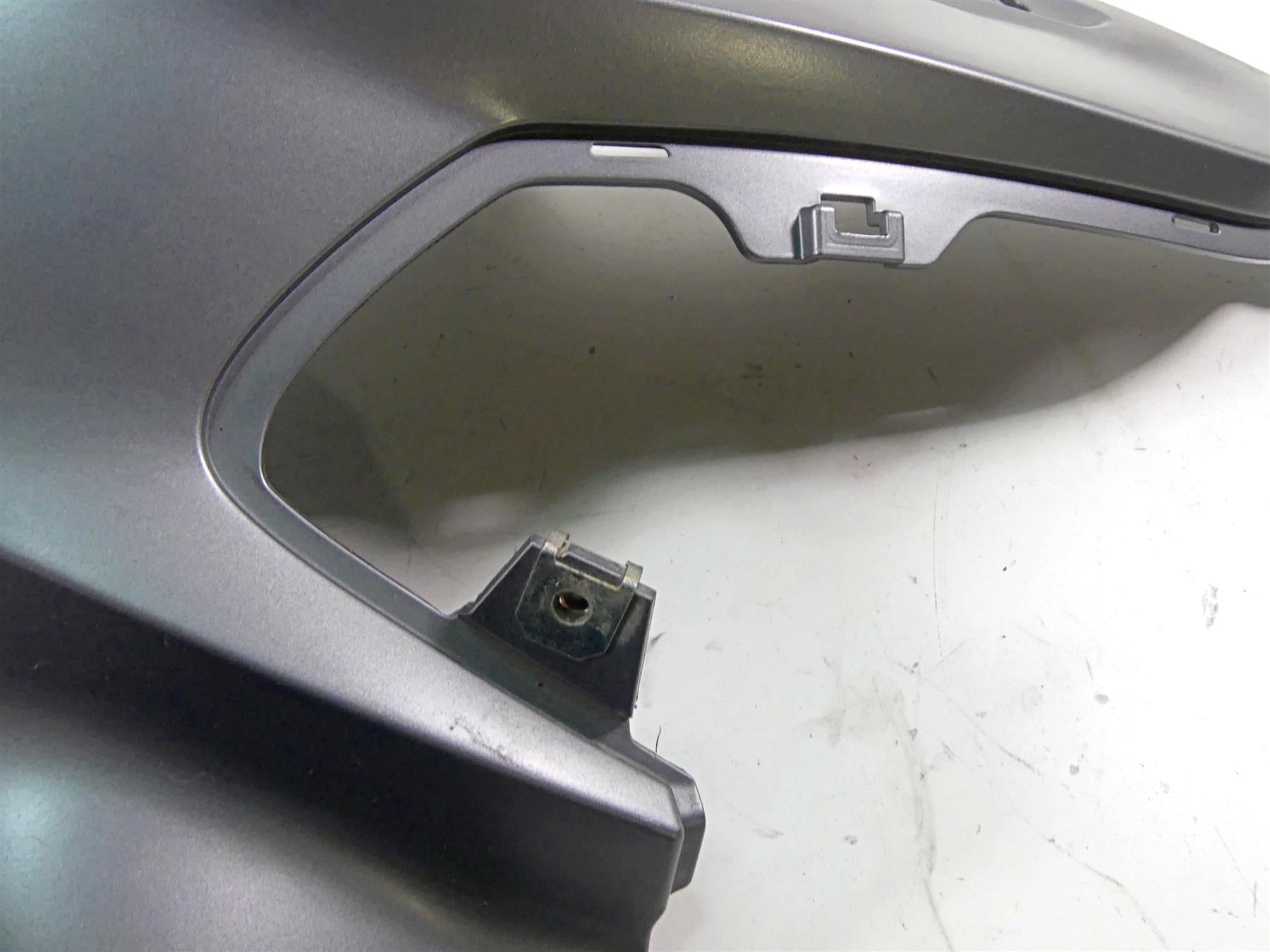 2015 BMW R1200GS GSW K50 Right Tank Side Fairing Cover Cowl 46638533580 {{ shop.shopifyCountryName }} - Mototech271