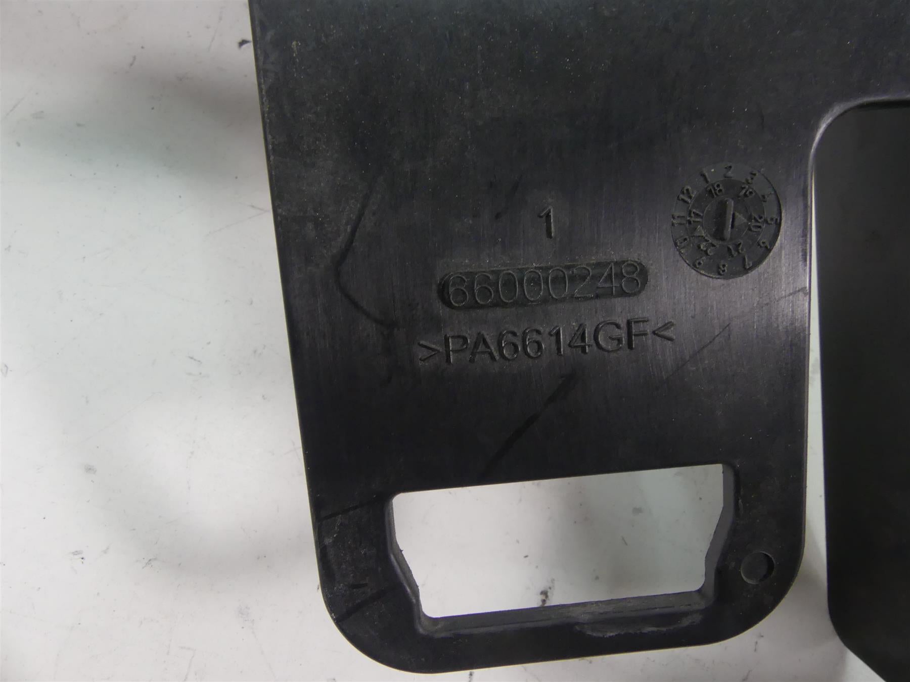 2021 Harley Softail FLSB Sport Glide Electrical Battery Holder Set 69201632 {{ shop.shopifyCountryName }} - Mototech271