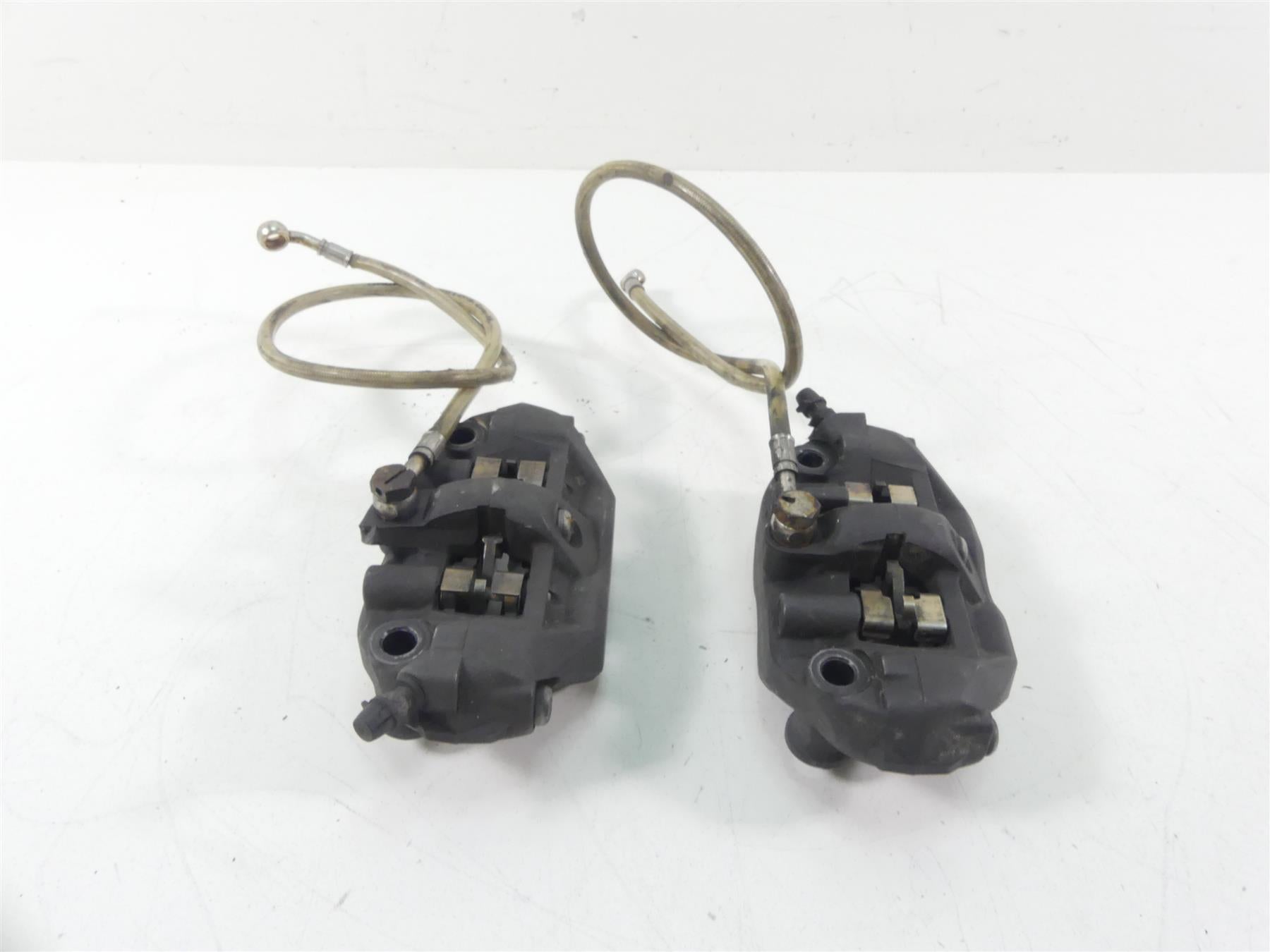 2004 Honda CBR1000RR SC57 Front Tokico Brake Caliper Set 45250-MEL-023 {{ shop.shopifyCountryName }} - Mototech271