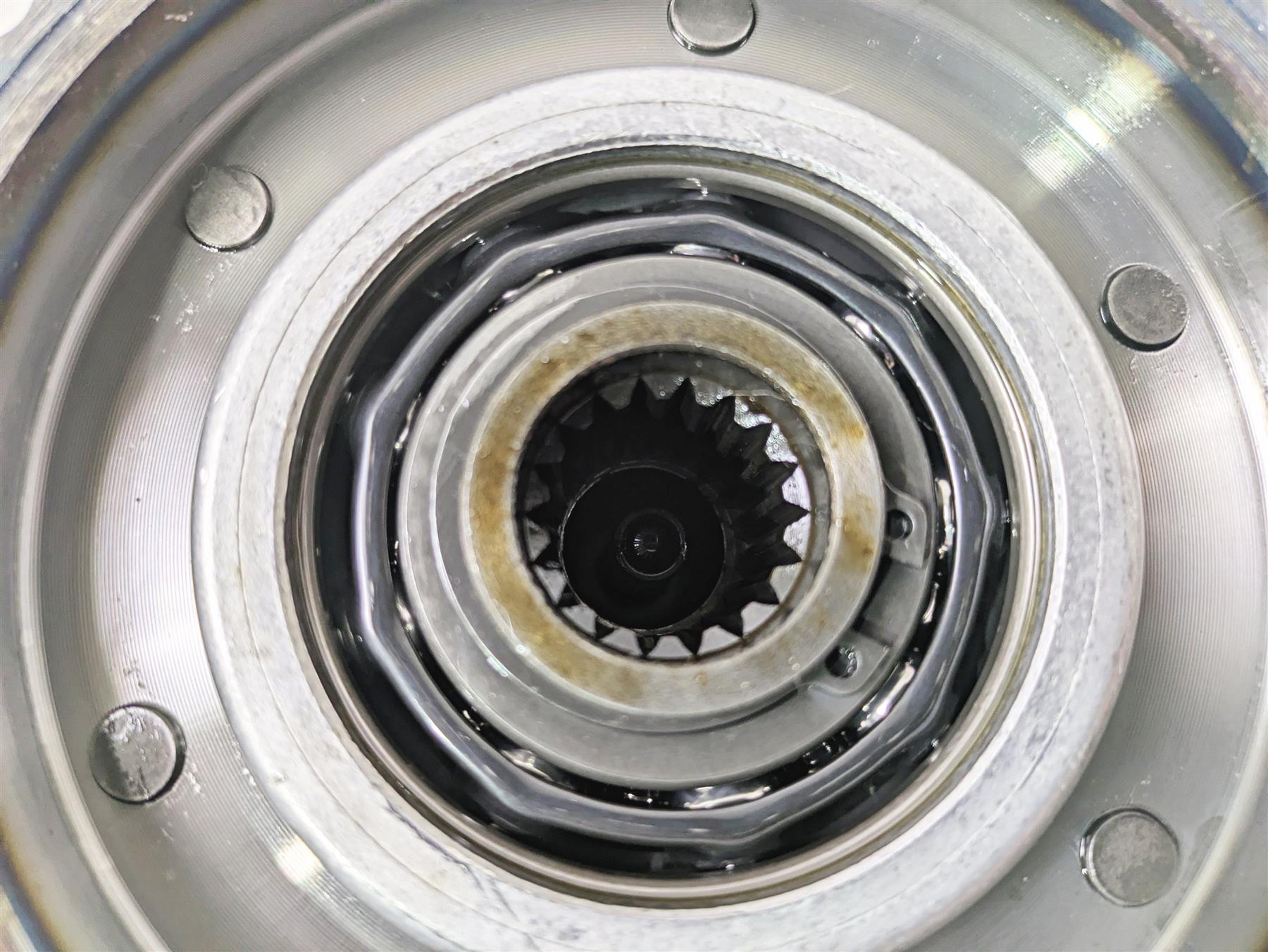 1999 Harley Touring FLHTCUI E-Glide Primary Drive Clutch Compensator 37846-99A {{ shop.shopifyCountryName }} - Mototech271