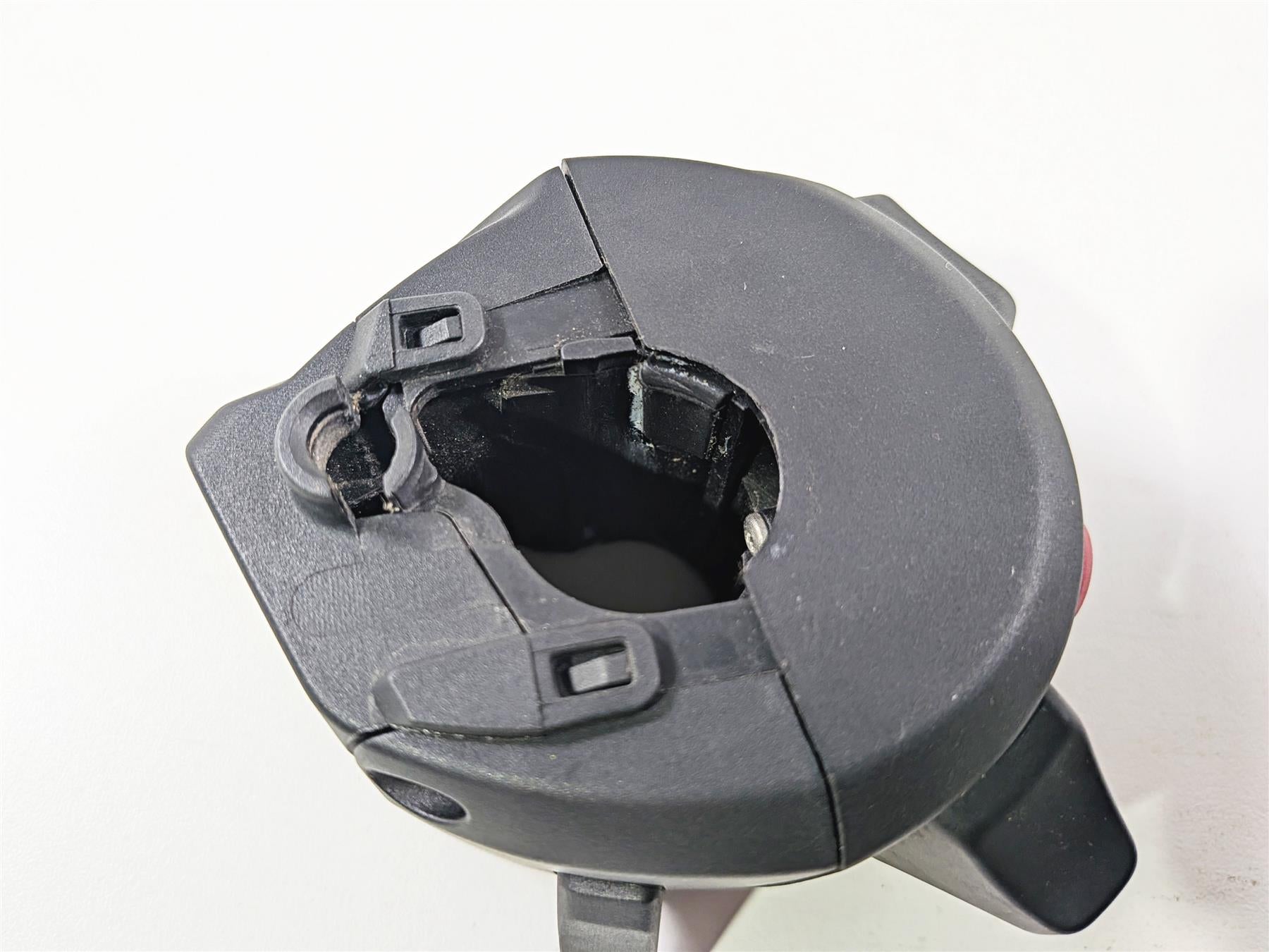 2023 BMW R nineT Scrambler K23 Left Hand Cruise Control Switch 61319480151 {{ shop.shopifyCountryName }} - Mototech271