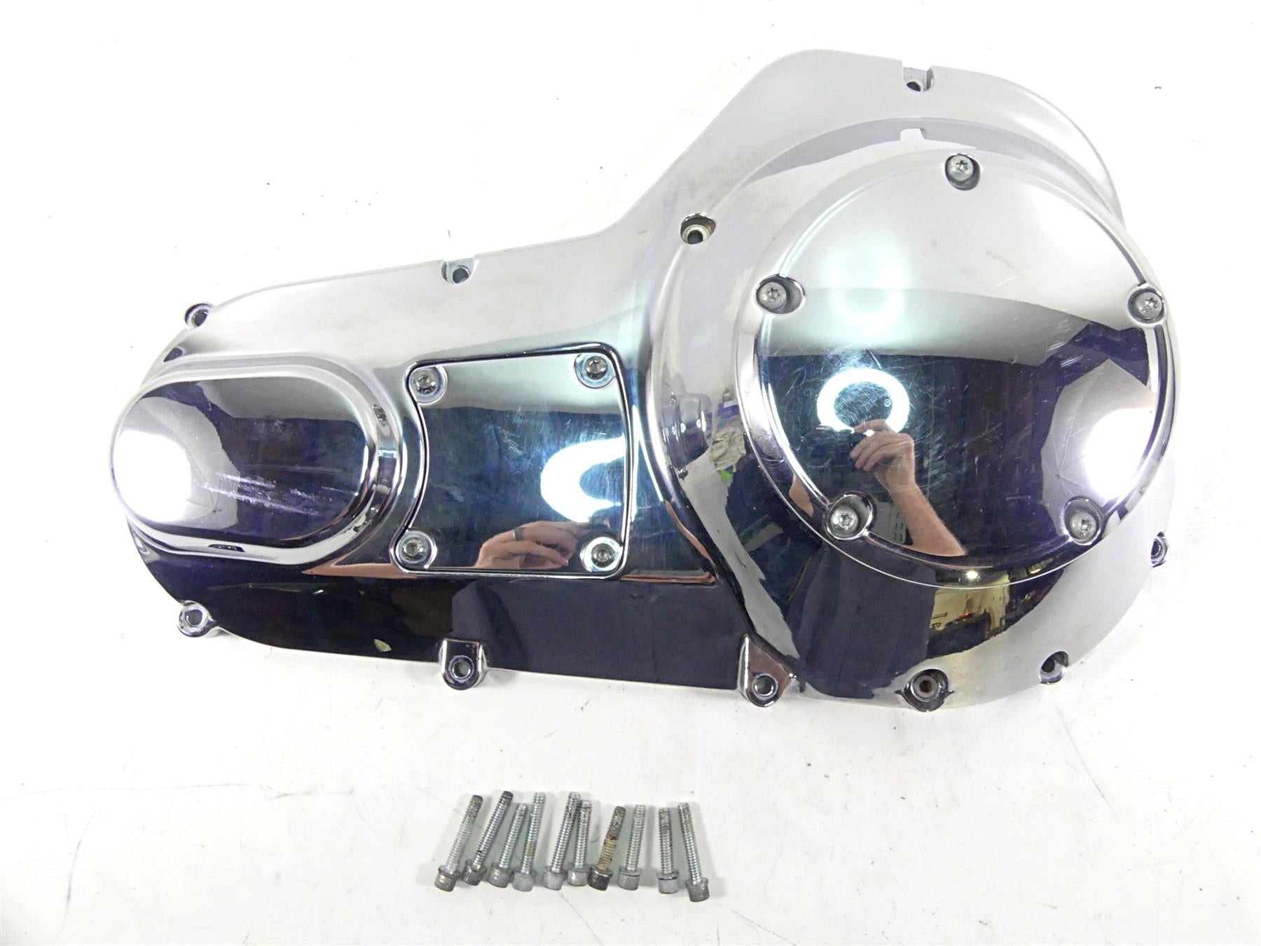 2004 Harley Touring FLHTCUI Electra Glide Outer Primary Clutch Cover 60672-98 {{ shop.shopifyCountryName }} - Mototech271