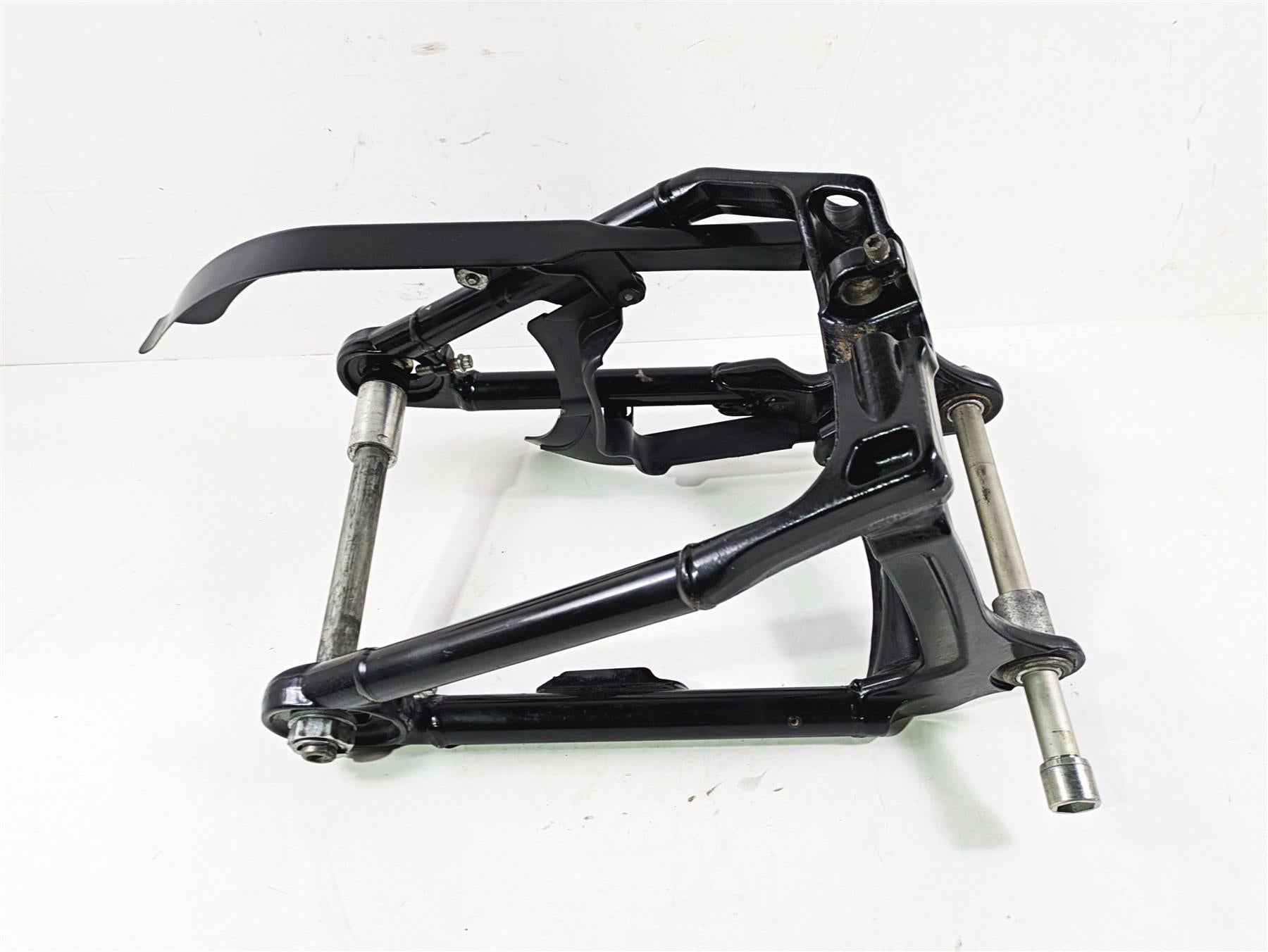 2020 Harley Softail FXST Standard Swingarm Swing Arm & Guards 47400099BHP {{ shop.shopifyCountryName }} - Mototech271