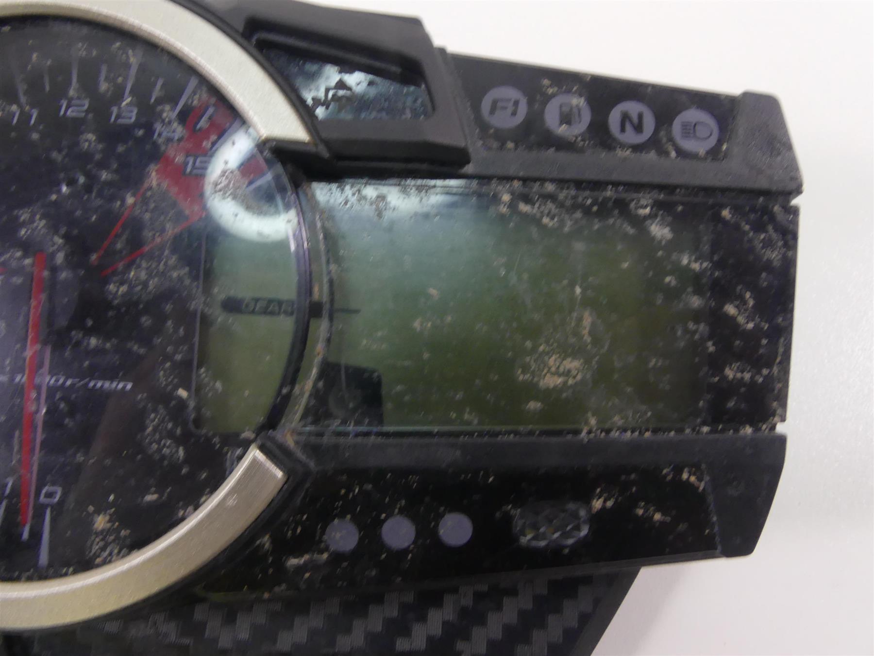2022 Suzuki GSXR750 Speedometer Speedo Gauges Instrument - 2K Only 34120-15J10 {{ shop.shopifyCountryName }} - Mototech271