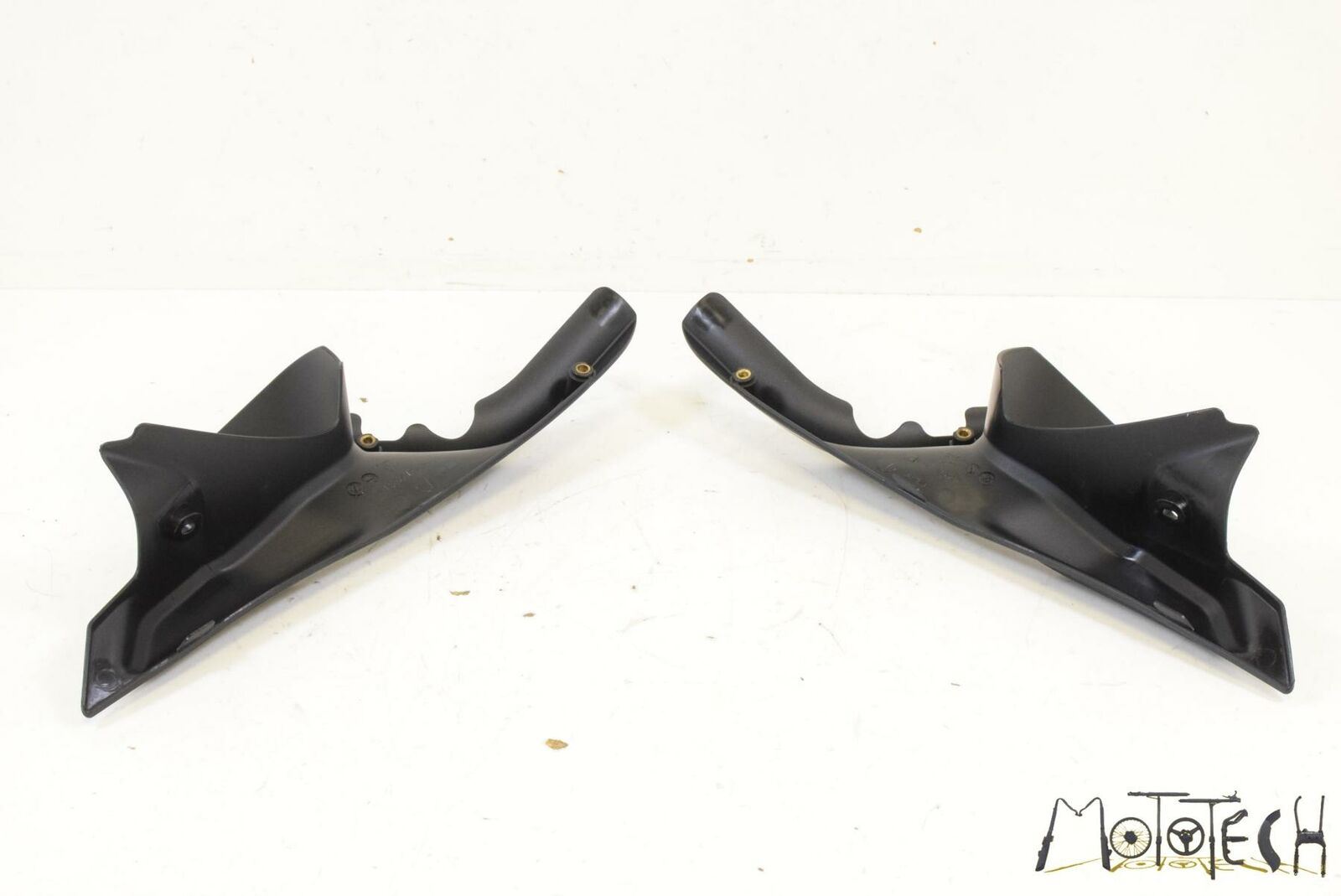 2007 Ducati 1098 S Air Intake Ram Duct Cover SET L&R 46012531A {{ shop.shopifyCountryName }} - Mototech271