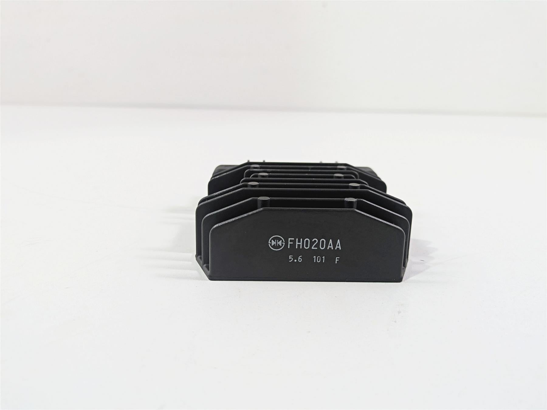 2016 BMW R1200RT K52 Rectifier Voltage Regulator - Read FH020AA 12318523367 {{ shop.shopifyCountryName }} - Mototech271