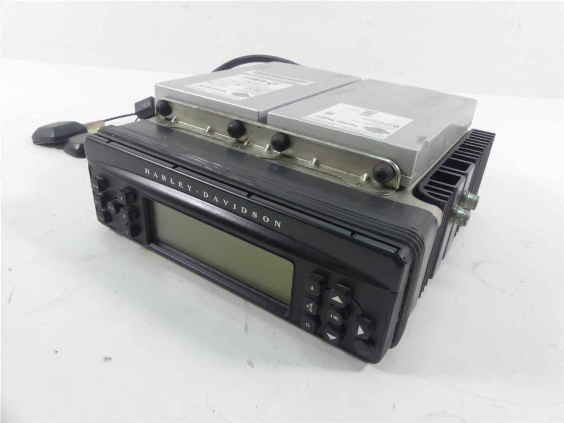 2007 Harley FLHTCU SE CVO Electra Glide Radio Xm Cb Modules Antenna Set 76160-06 {{ shop.shopifyCountryName }} - Mototech271
