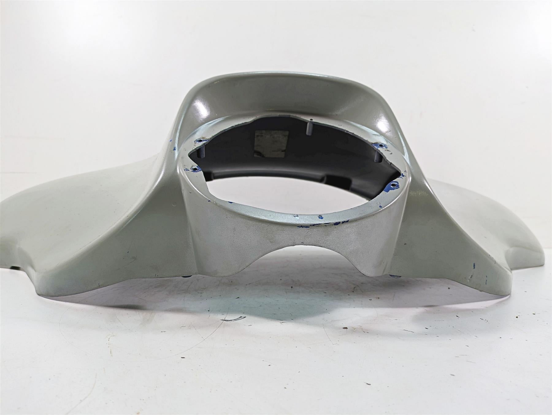 2005 Harley Touring FLHTCUI Electra Glide Front Outer Fairing Batwing 58236-96 {{ shop.shopifyCountryName }} - Mototech271