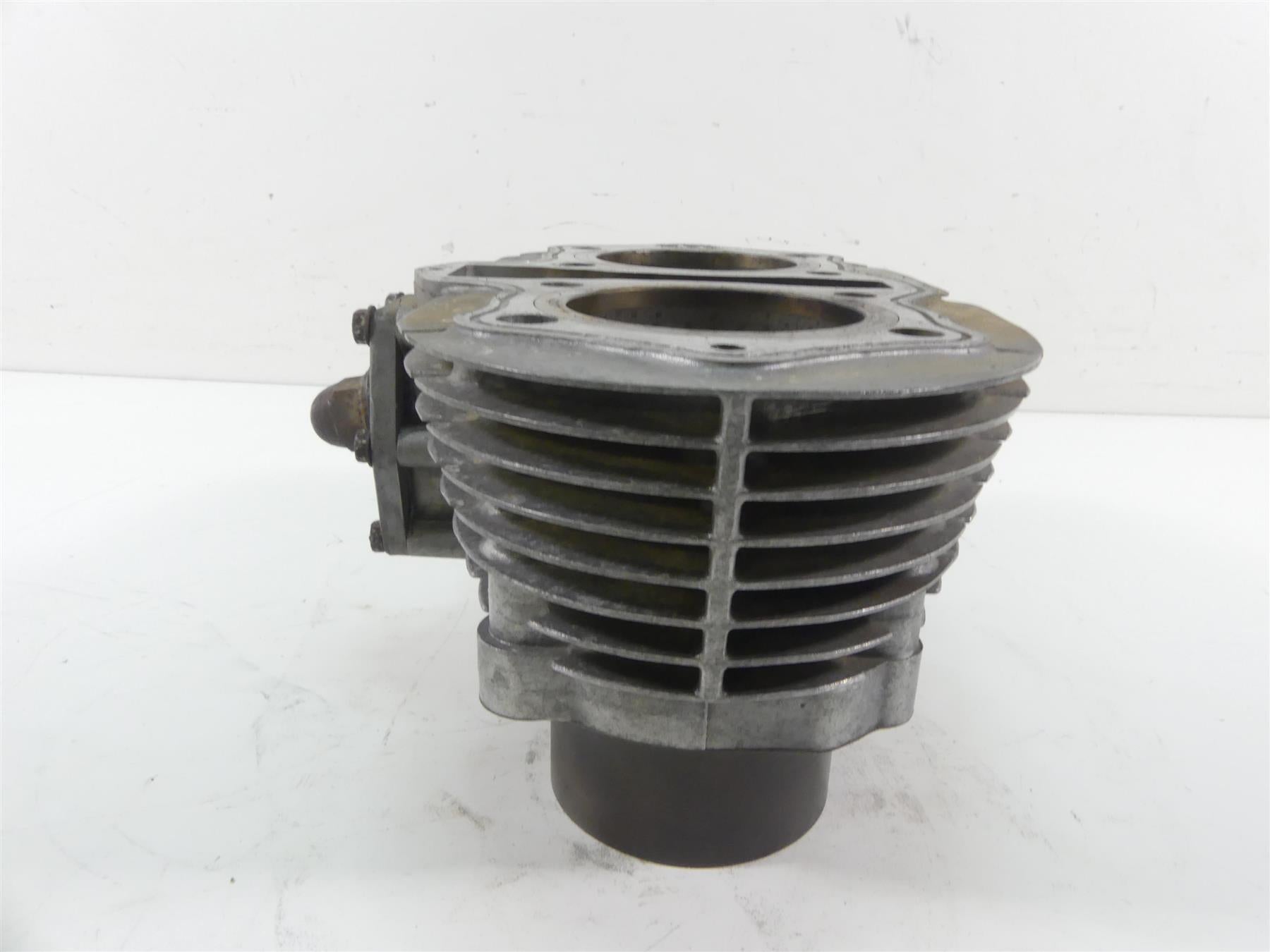 1978 Yamaha XS650 SE Special Cylinder Jugs & Piston Set 306-11310-01-00 {{ shop.shopifyCountryName }} - Mototech271