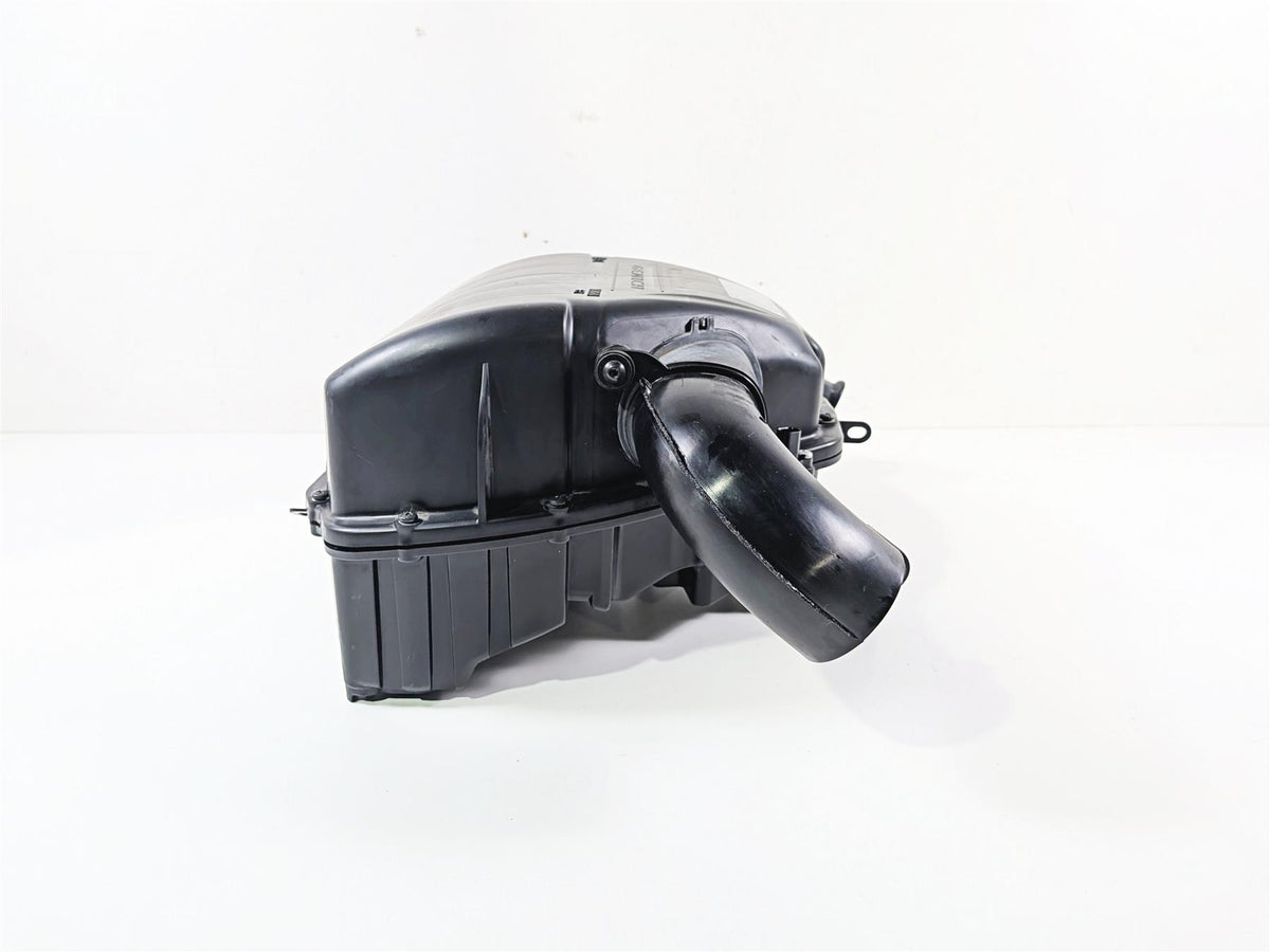 2023 Yamaha MT10 MTN1000 Air Box Cleaner Filter Set B5Y-14411-00-00 {{ shop.shopifyCountryName }} - Mototech271