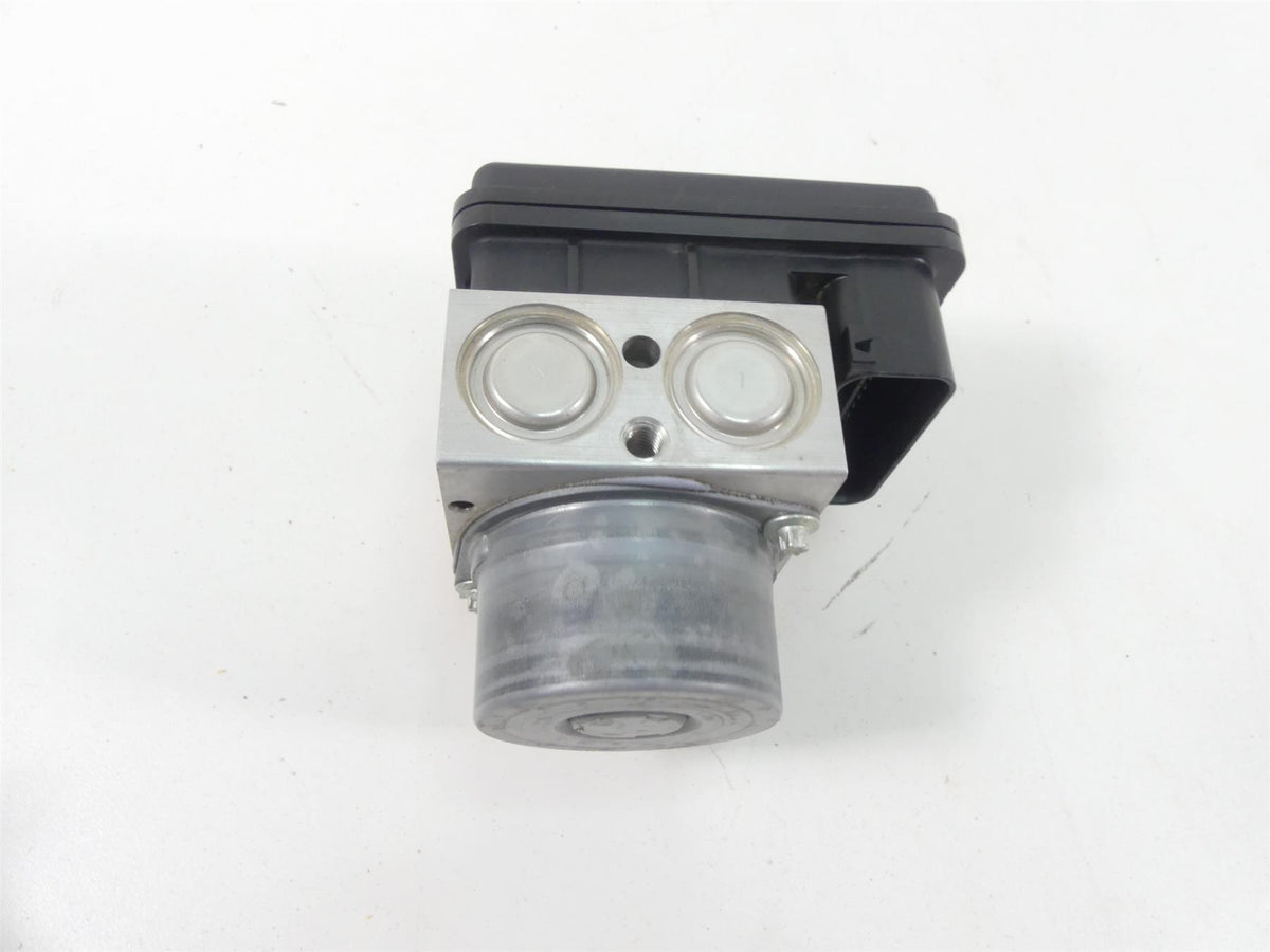 2019 Aprilia Tuono V4 RR Factory Abs Brake Pump Pressure Module 2D000264 {{ shop.shopifyCountryName }} - Mototech271