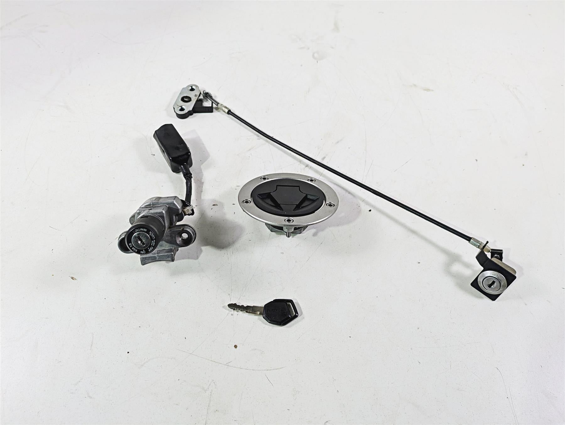 2021 Kawasaki Z125 Pro Ignition Switch Key Lock Set -READ 27005-5182 {{ shop.shopifyCountryName }} - Mototech271