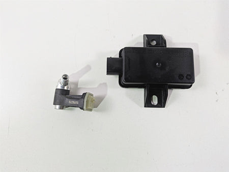 2018 KTM 1290 Super Duke R Tire Pressure Sensor & Module 61412033000 60312032000 {{ shop.shopifyCountryName }} - Mototech271