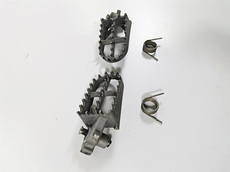 2006 BMW R1200GS K255 Adv Front Footpeg Rest Set 46717694557 {{ shop.shopifyCountryName }} - Mototech271