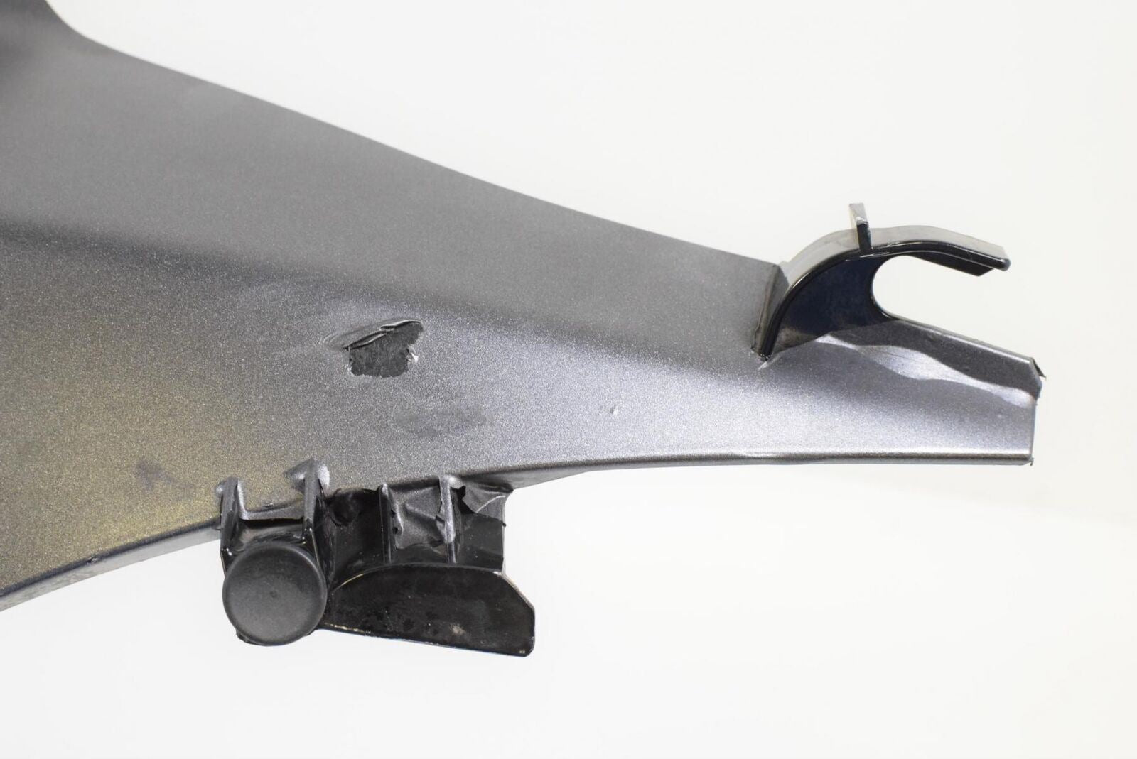 08 BMW K1200S K1200 S K40 Right Tank Fairing Cover Cowl Plastic 46637691730 {{ shop.shopifyCountryName }} - Mototech271