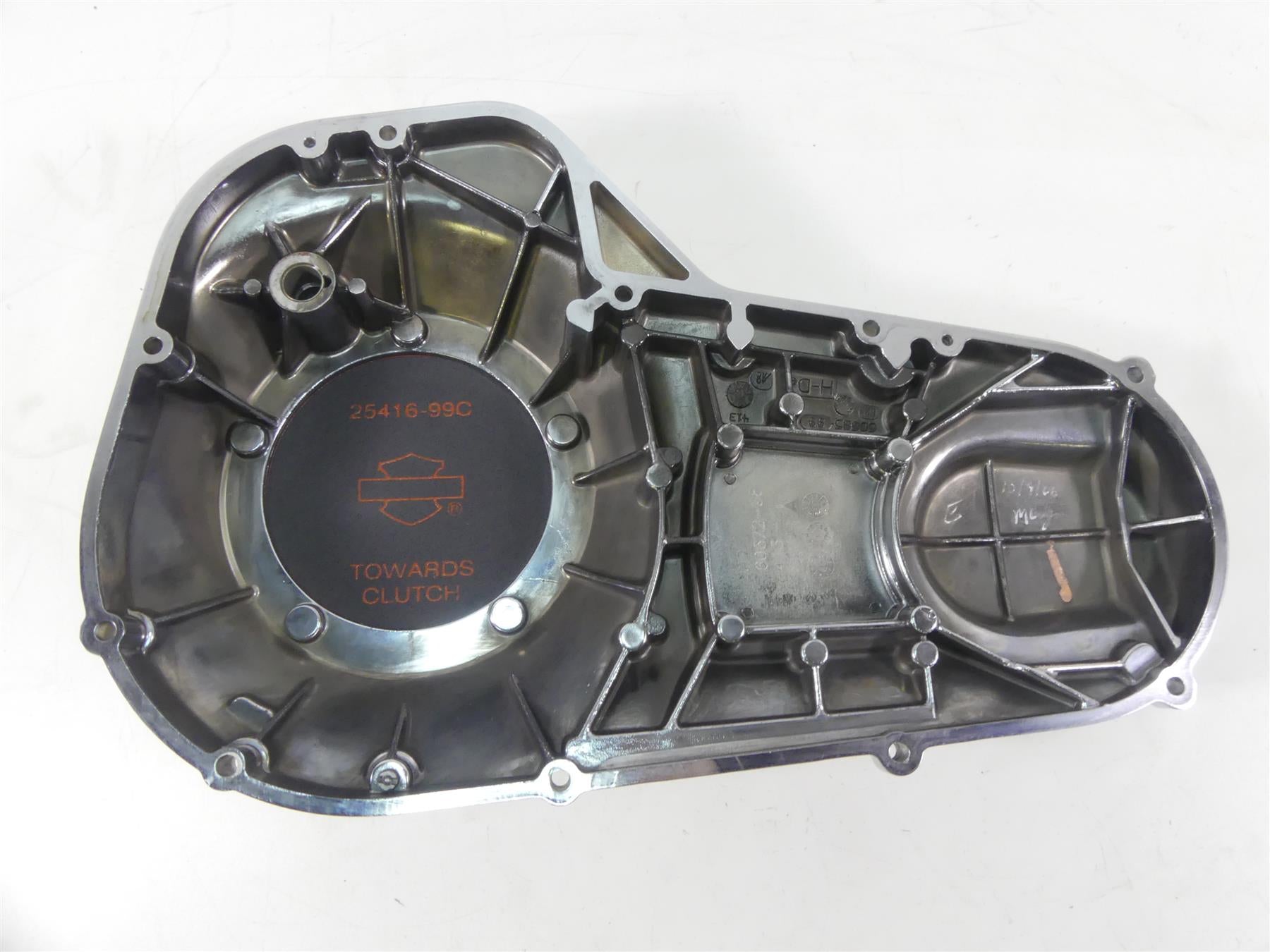 2001 Harley Touring FLHRCI Road King Outer Primary Drive Clutch Cover 60672-98 {{ shop.shopifyCountryName }} - Mototech271
