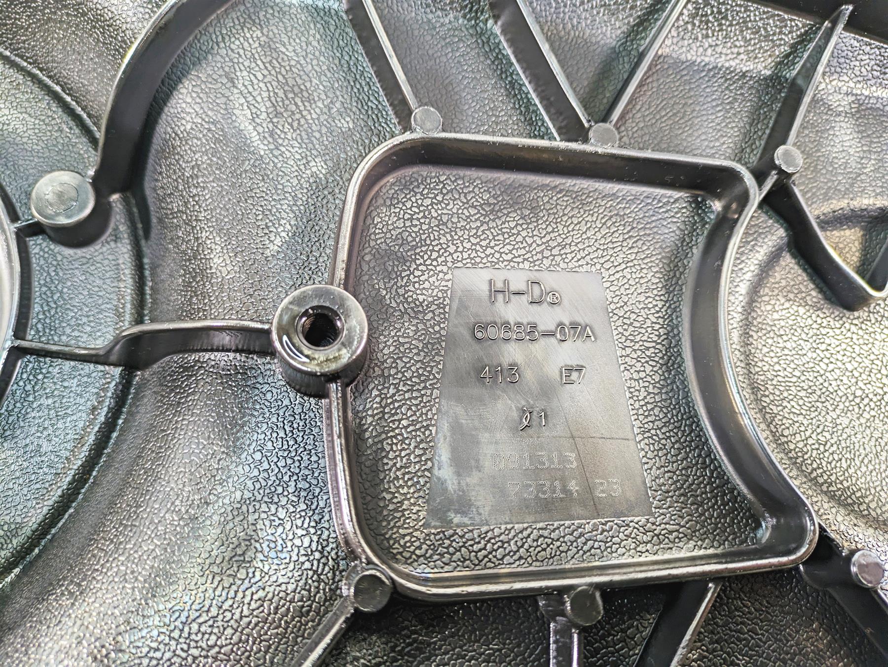 2014 Harley Touring FLHTK Electra Glide Outer Primary Clutch Cover 60685-07A {{ shop.shopifyCountryName }} - Mototech271