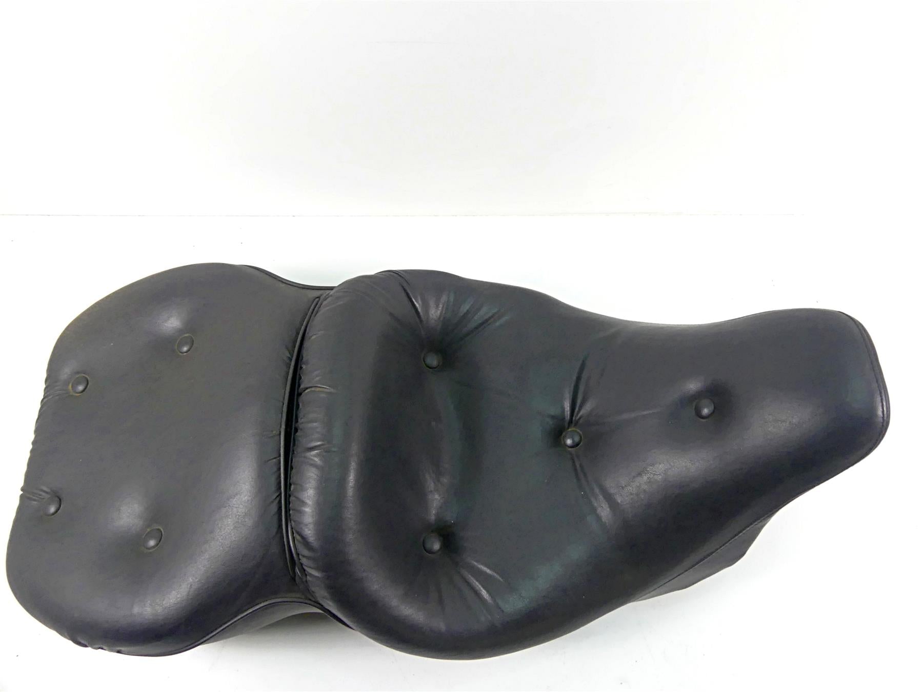2003 Harley Touring FLHTCI E-Glide 100TH Standard Seat Saddle - Read 52164-97E {{ shop.shopifyCountryName }} - Mototech271