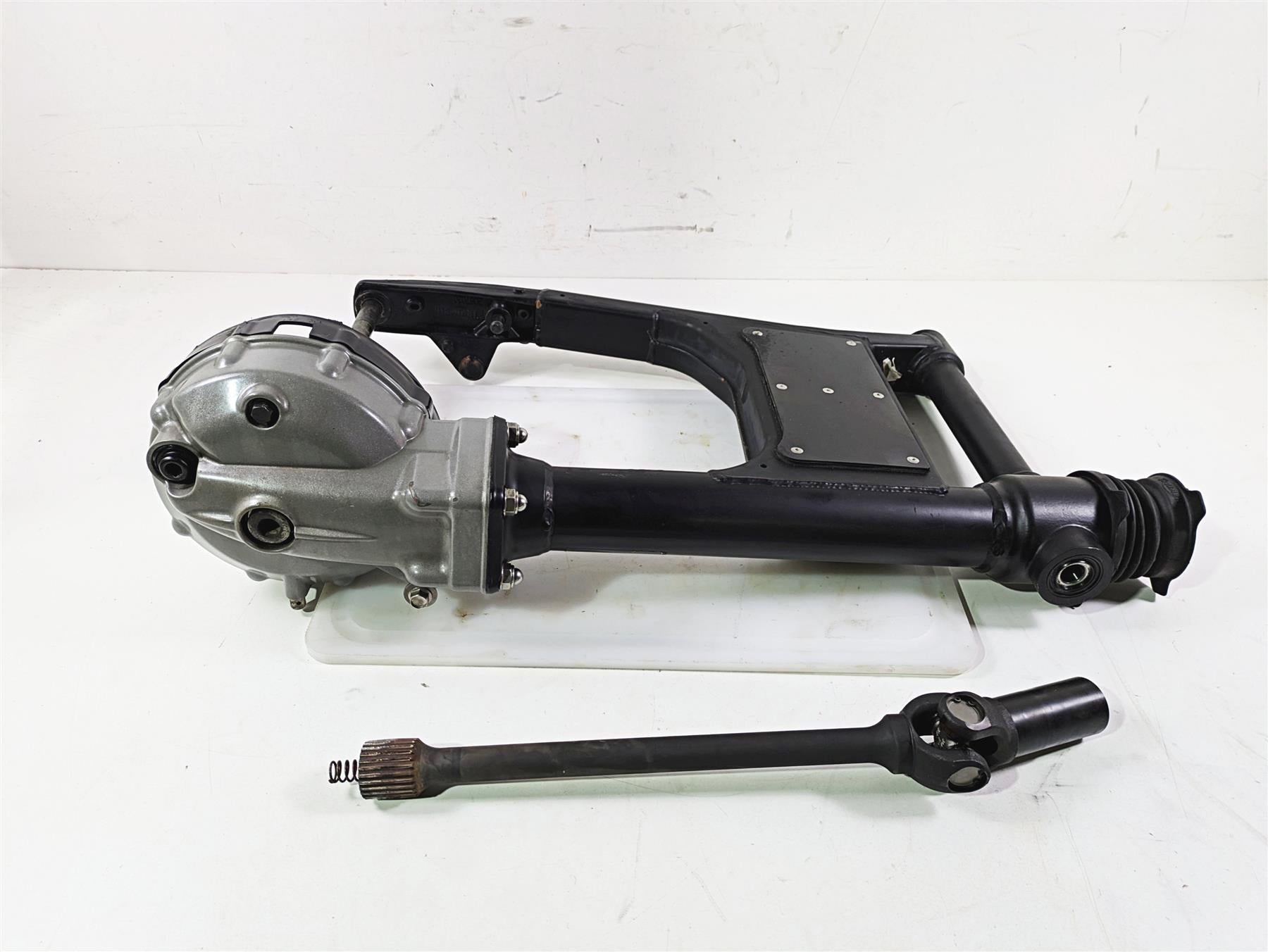 2006 Triumph Rocket 3 Swingarm Differential Drive Shaft T1270200 T1270700 | Mototech271