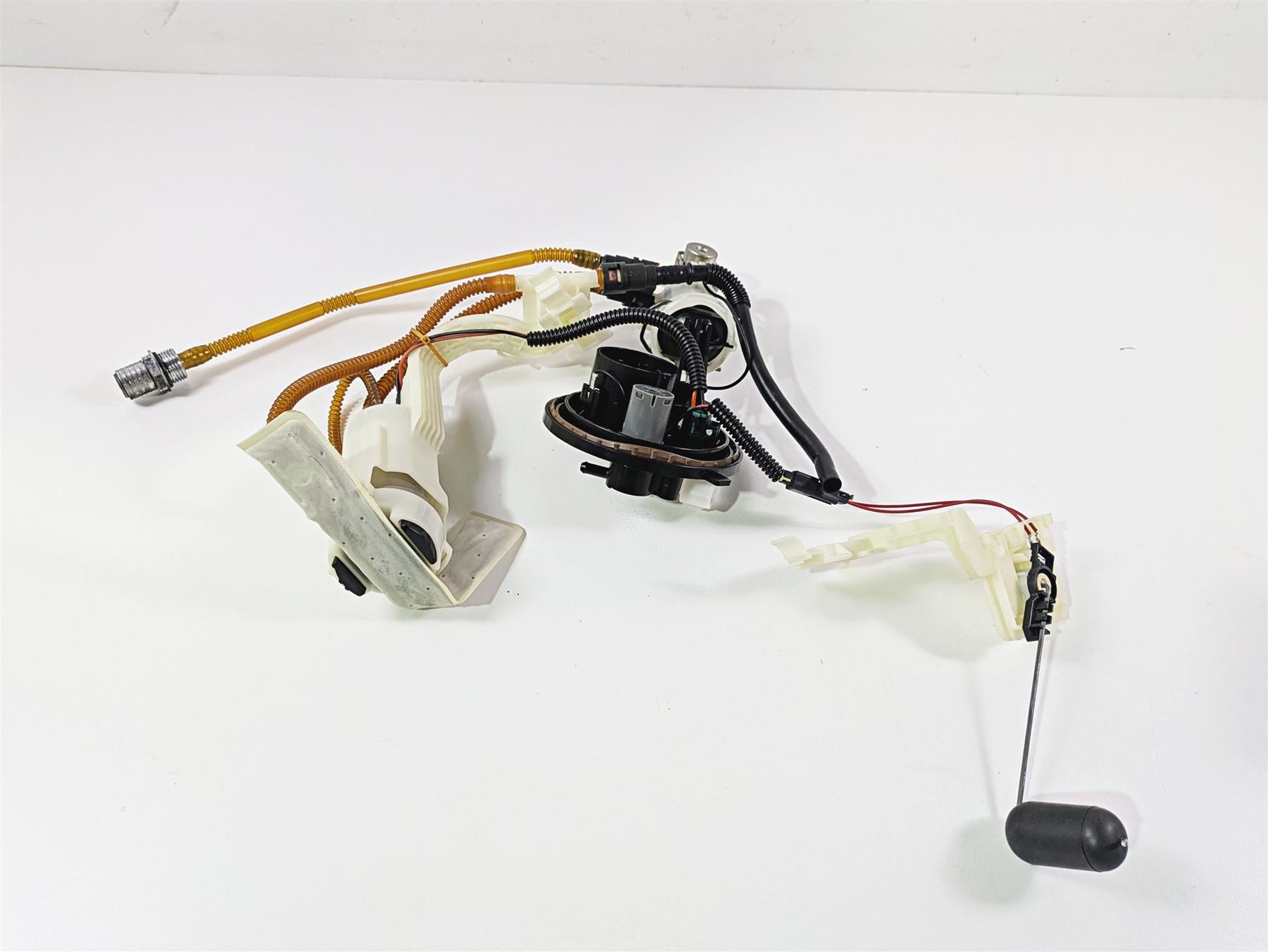 2016 Harley Touring FLHR Road King Fuel Gas Petrol Pump - Tested 75076-08B {{ shop.shopifyCountryName }} - Mototech271