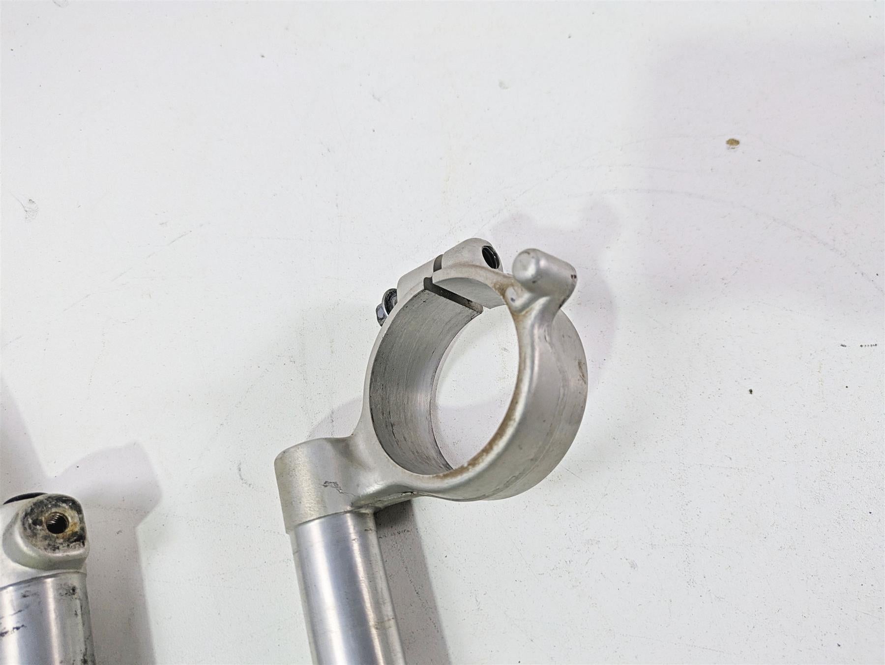 2006 Suzuki GSXR1000 K6 Clip On Handlebar Set 56151-41G00 56111-41G00 {{ shop.shopifyCountryName }} - Mototech271