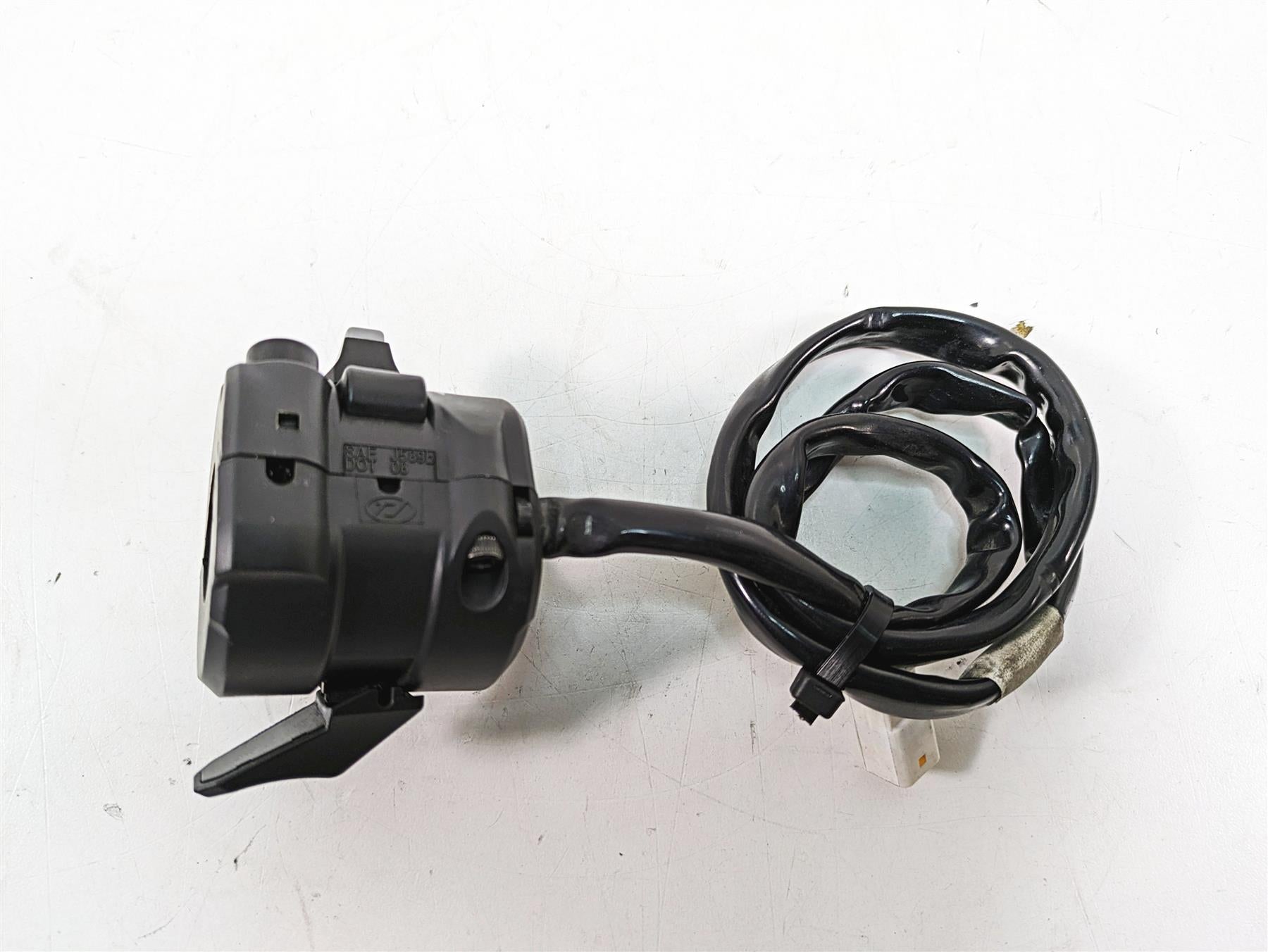 2016 Ducati Panigale 1299 S Left Hand Light Blinker Control Switch 65110132A {{ shop.shopifyCountryName }} - Mototech271