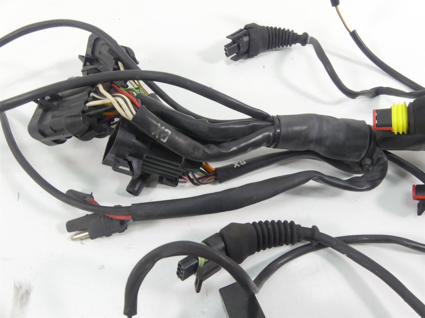 2001 Moto Guzzi California Sp 1100 Main Wiring Harness Loom - No Cut GU03725830 {{ shop.shopifyCountryName }} - Mototech271
