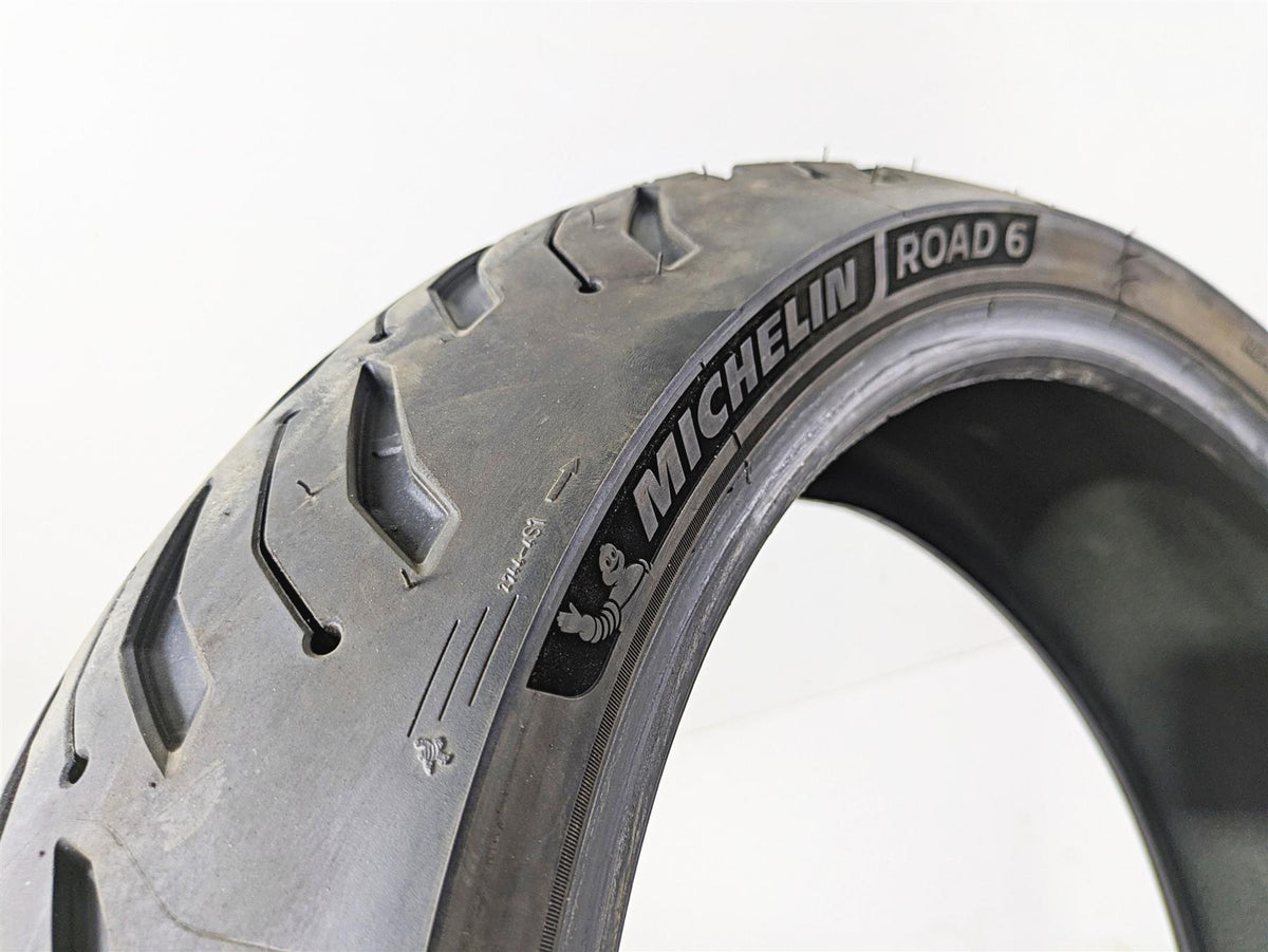 Used Rear Motorcycle Tire Michelin Road 6 190/50 ZR17 3528701847610 {{ shop.shopifyCountryName }} - Mototech271