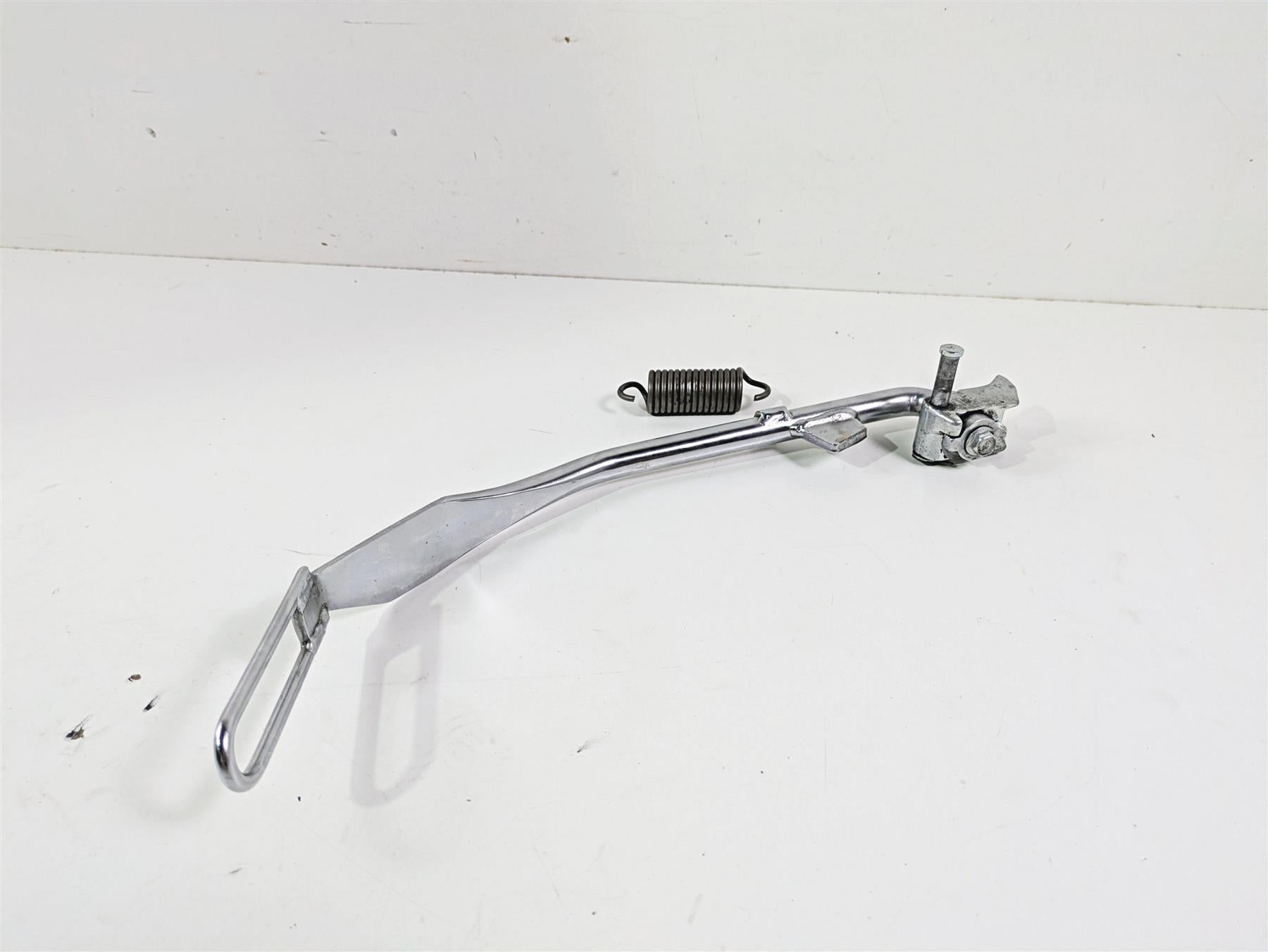 2016 Harley FXDF Dyna Fat Bob Side Kickstand Kick Jiffy Stand 49704-90H {{ shop.shopifyCountryName }} - Mototech271