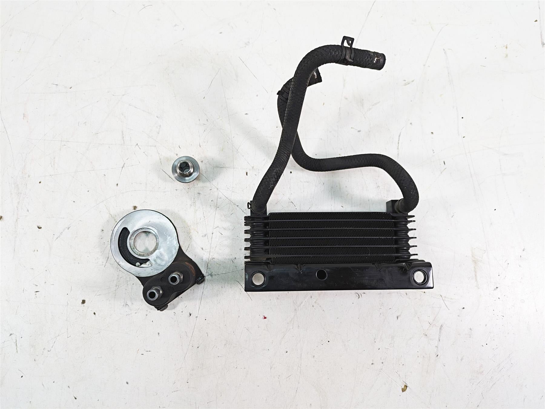 2013 Harley Touring FLHX Street Glide Oil Cooler & Flange Adapter Set 63083-11A {{ shop.shopifyCountryName }} - Mototech271