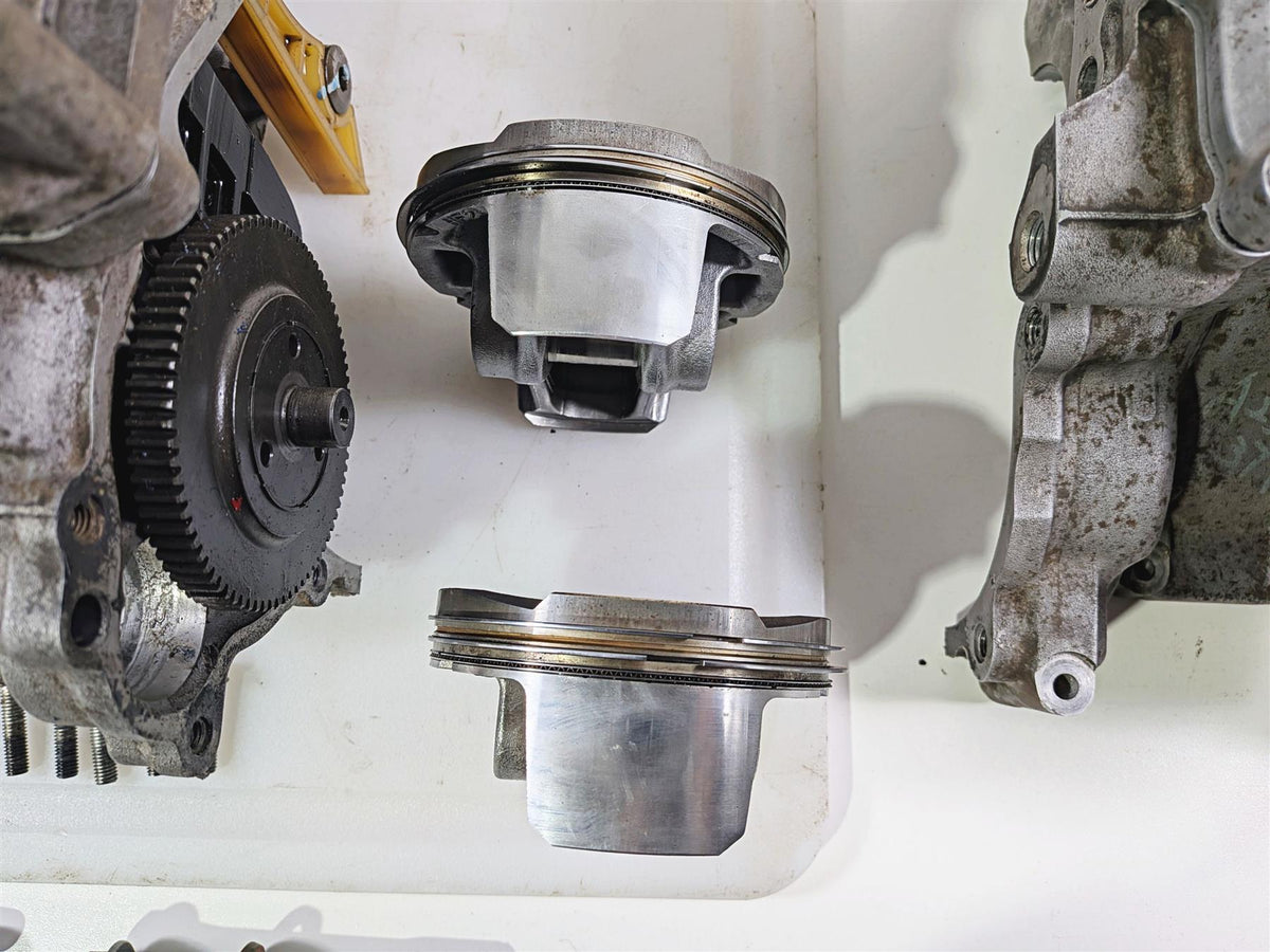 2022 Kawasaki Teryx KRX KRF 1000 SE Crankcase + Pistons & Oil Pan 14101-0042 {{ shop.shopifyCountryName }} - Mototech271