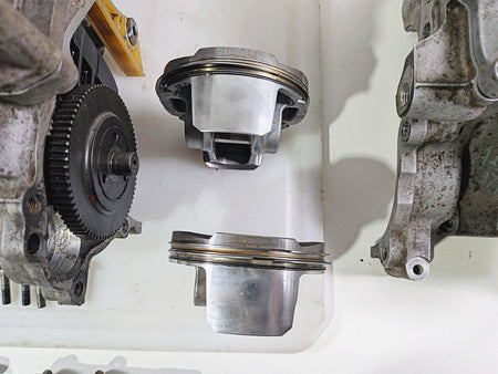 2022 Kawasaki Teryx KRX KRF 1000 SE Crankcase + Pistons & Oil Pan 14101-0042 {{ shop.shopifyCountryName }} - Mototech271