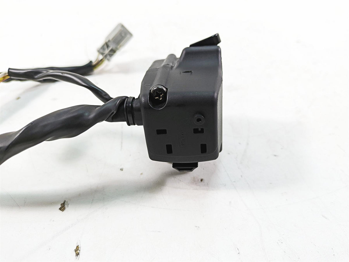 2017 Mv Agusta Dragster 800 Left Hand Control Switch Light 8000B4567 {{ shop.shopifyCountryName }} - Mototech271