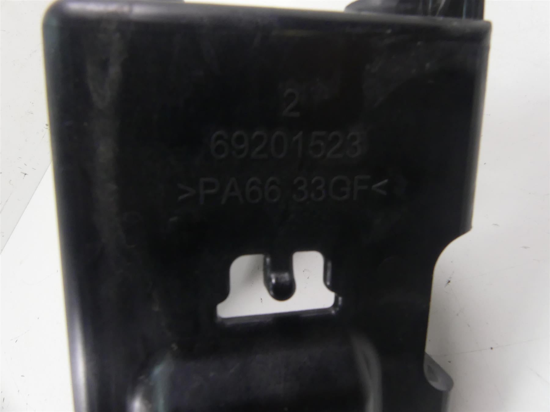 2021 Harley Softail FLSB Sport Glide Electrical Battery Holder Set 69201632 {{ shop.shopifyCountryName }} - Mototech271