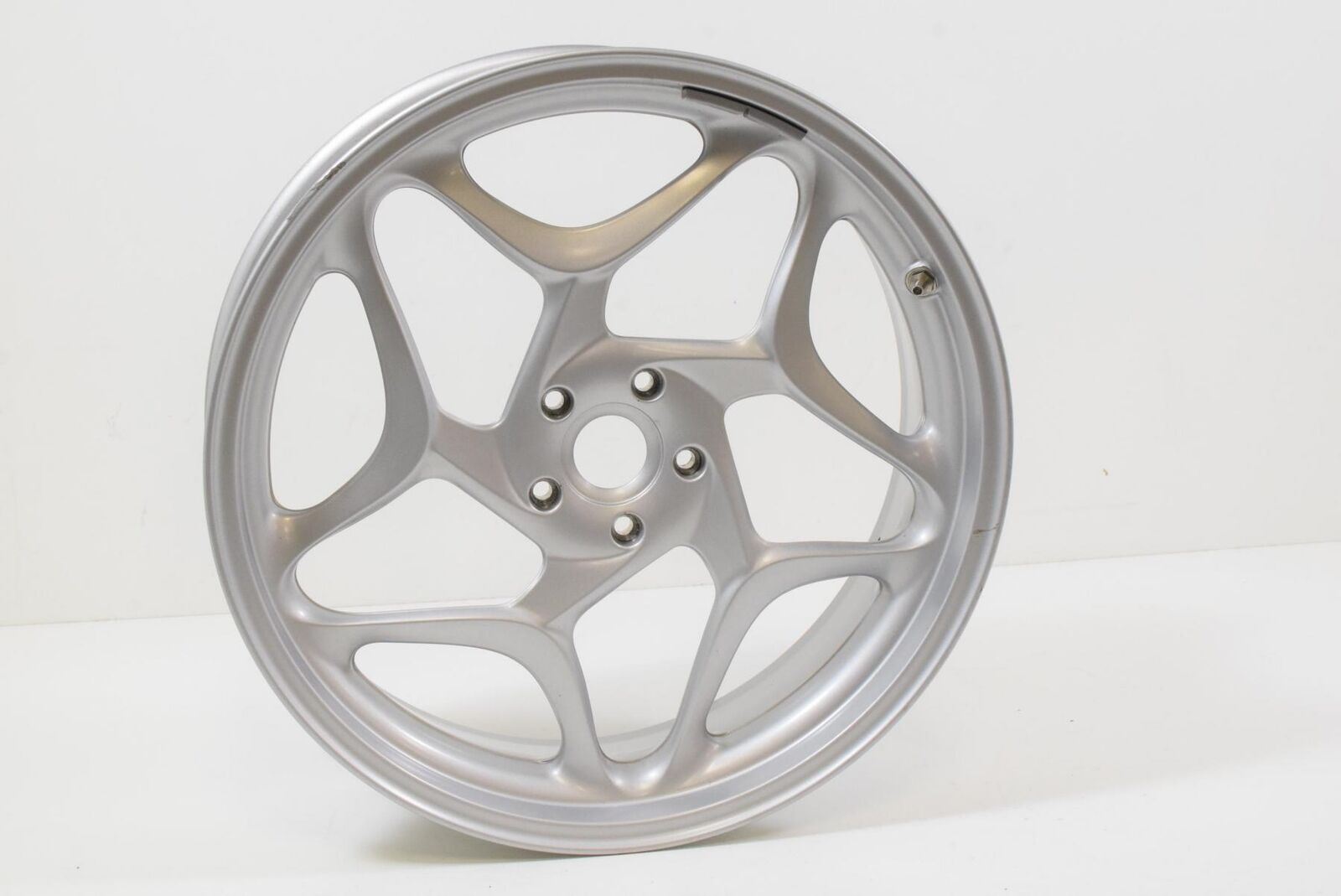 2009 BMW F800 ST K71 Rear Wheel Rim DENT 5.5x17 36317684724 {{ shop.shopifyCountryName }} - Mototech271