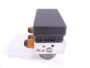2016 Ducati Hypermotard 939SP Abs Brake Pump Module 54240332B | Mototech271