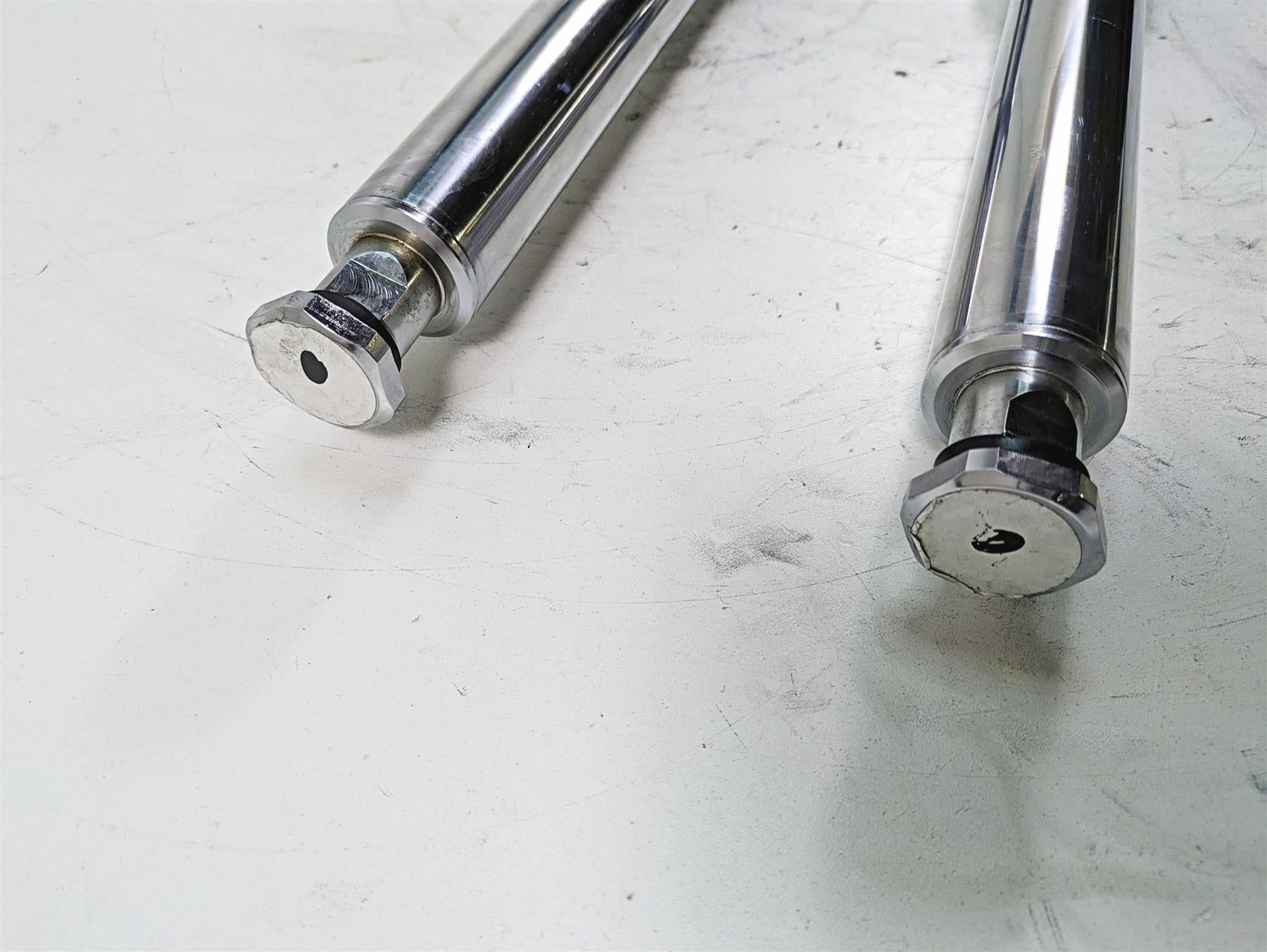 2010 Harley Touring FLHTCU Electra Glide Chrome Front Forks 41mm -Read 46495-09 {{ shop.shopifyCountryName }} - Mototech271