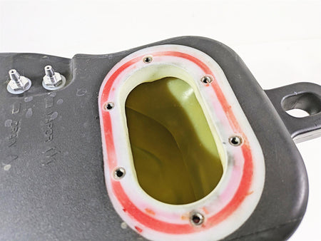 2021 Aprilia RS660 Oem Fuel Gas Petrol Tank - No Holes No Leaks 2B005484 {{ shop.shopifyCountryName }} - Mototech271