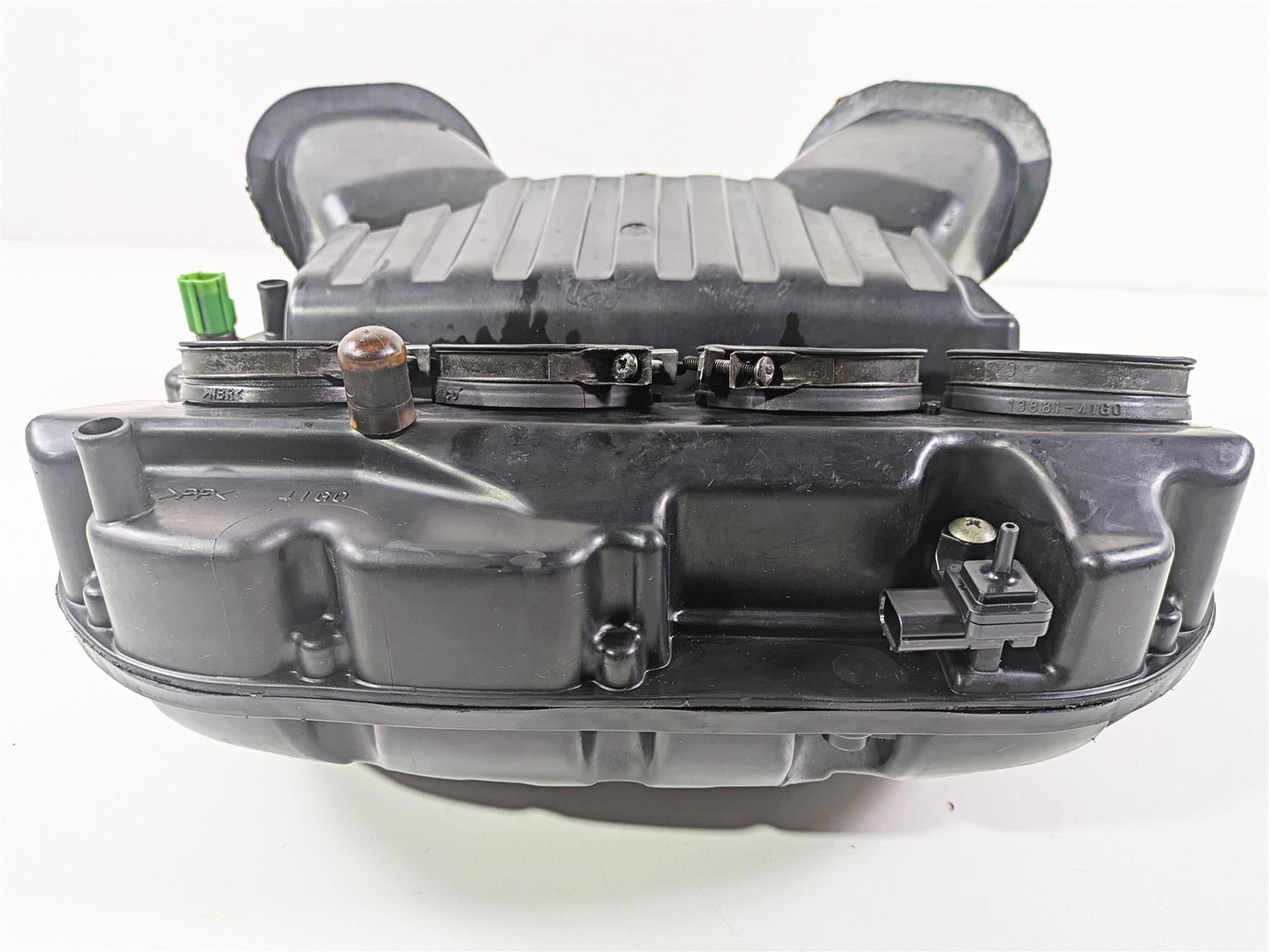 2006 Suzuki GSXR1000 K6 Air Box Cleaner Breather Filter 13700-41G00 {{ shop.shopifyCountryName }} - Mototech271