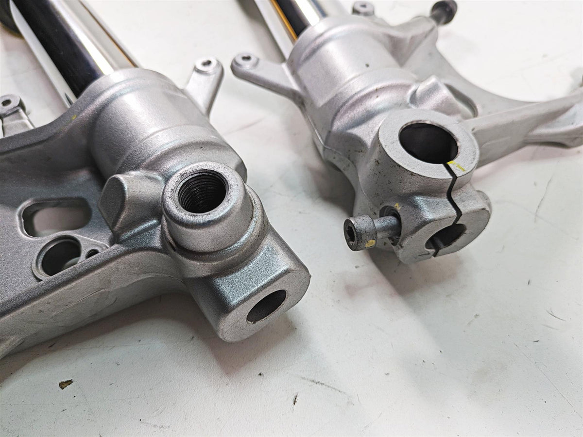 2021 Aprilia RS660 Straight Front Forks Leg Set - Read 2B006359 2B006360 {{ shop.shopifyCountryName }} - Mototech271