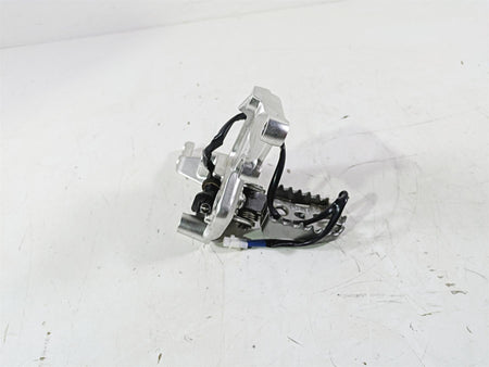2021 Yamaha Tenere 700 XTZ7 Right Footpeg Foot Peg & Mount BW3-F7443-00-00 {{ shop.shopifyCountryName }} - Mototech271