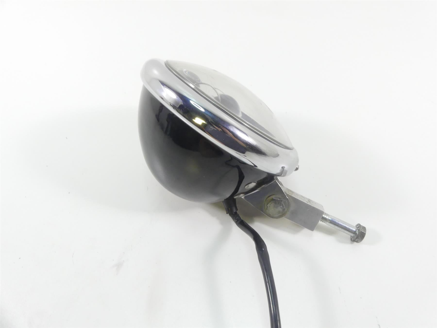 2017 Harley Dyna FXDB Street Bob Headlight & Led Bulb -Dented 68297-05A {{ shop.shopifyCountryName }} - Mototech271