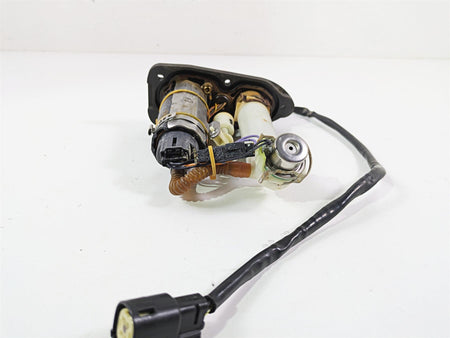 2007 Harley Sportster XL1200 C Fuel Gas Petrol Pump - For Parts 75268-07A {{ shop.shopifyCountryName }} - Mototech271
