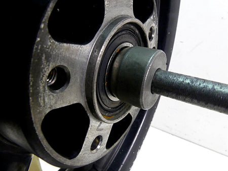 2002 Harley Touring FLHTC Electra Glide Front Wheel Rim 16x3 9 Spoke 43345-00 {{ shop.shopifyCountryName }} - Mototech271