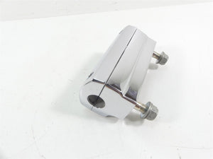 2005 Honda V-Twin VTX1800 S3 Chrome Handlebar Riser Holder Set 53131-MCV-R30 | Mototech271