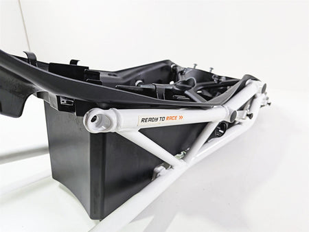 2015 KTM 1290 R Super Duke White Subframe Sub Frame & Inner Fender 6130300210033-Mototech271