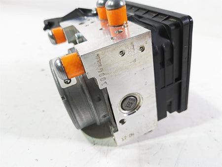 2017 BMW S1000R K47 Abs Brake Pump Pressure Unit Module 34518566956 8566955 {{ shop.shopifyCountryName }} - Mototech271