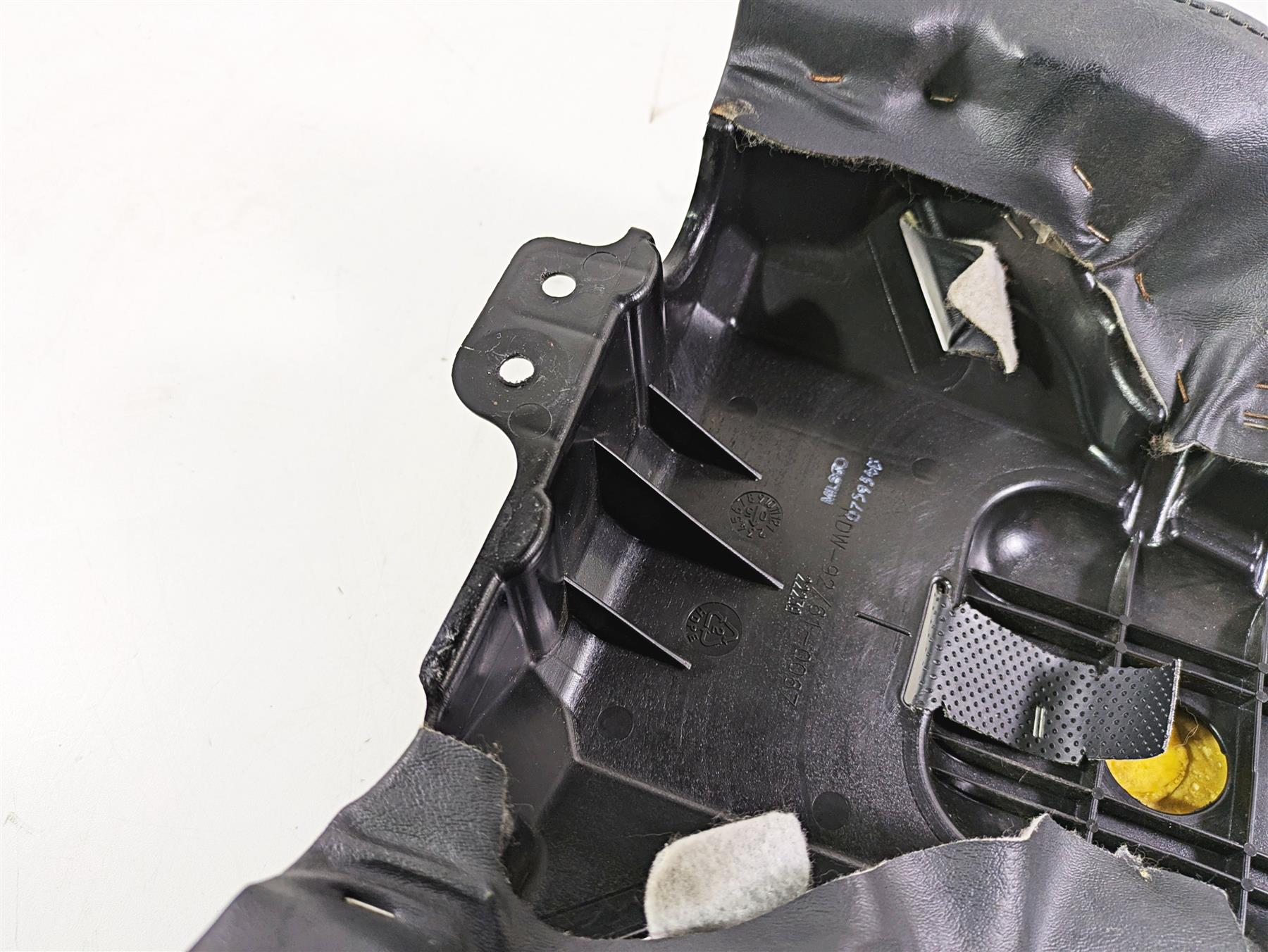 2006 Harley VRSCR Street V-Rod Rear Passenger Seat Saddle 52416-06 {{ shop.shopifyCountryName }} - Mototech271